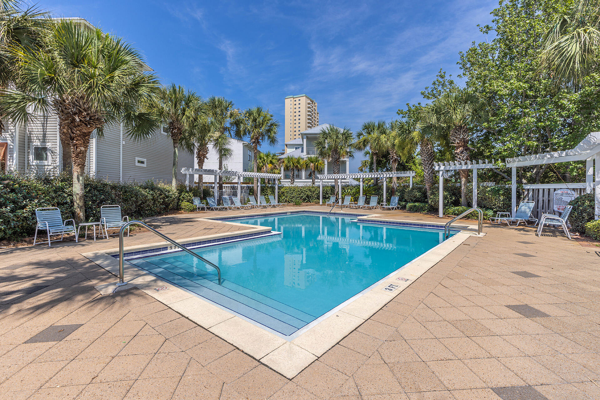 GULFSIDE COTTAGES - Residential