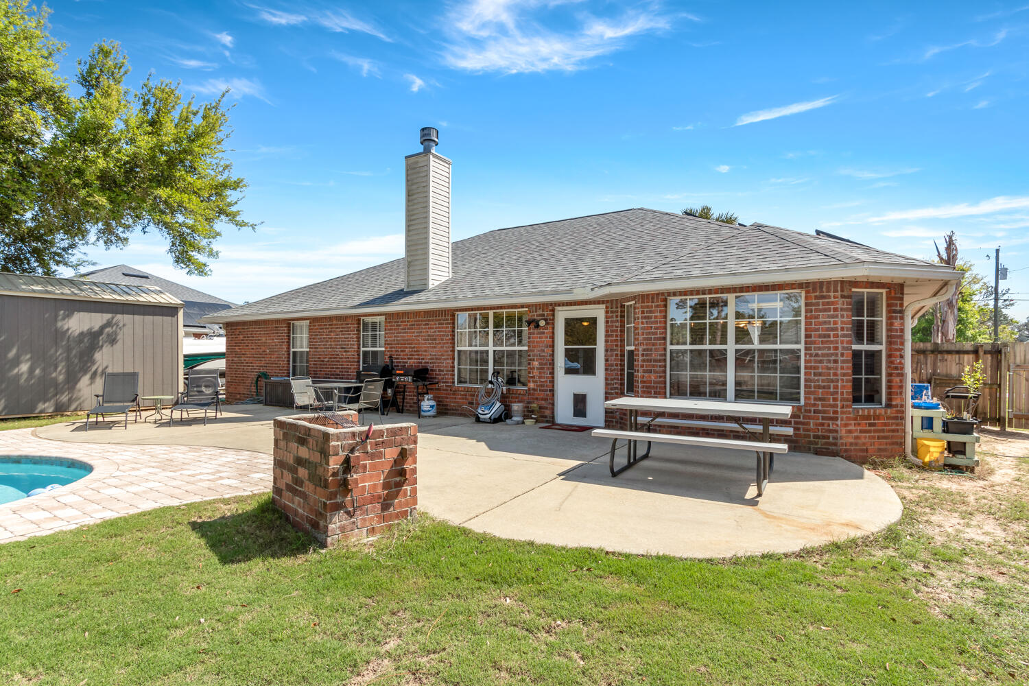 HOLLEY BY THE SEA - Residential