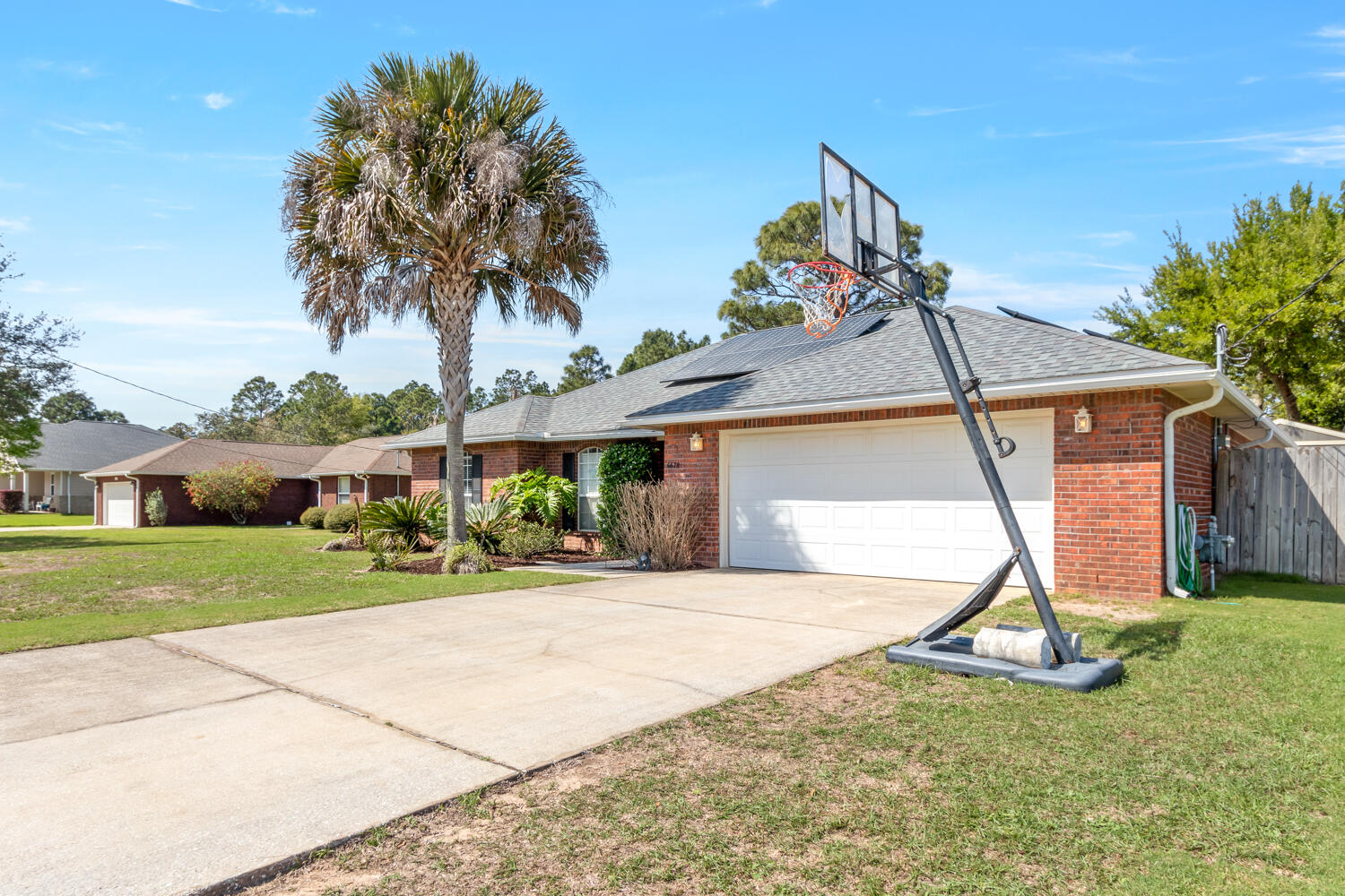 HOLLEY BY THE SEA - Residential