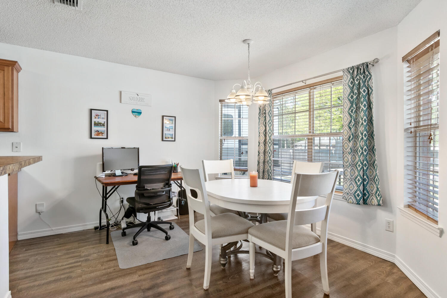 HOLLEY BY THE SEA - Residential