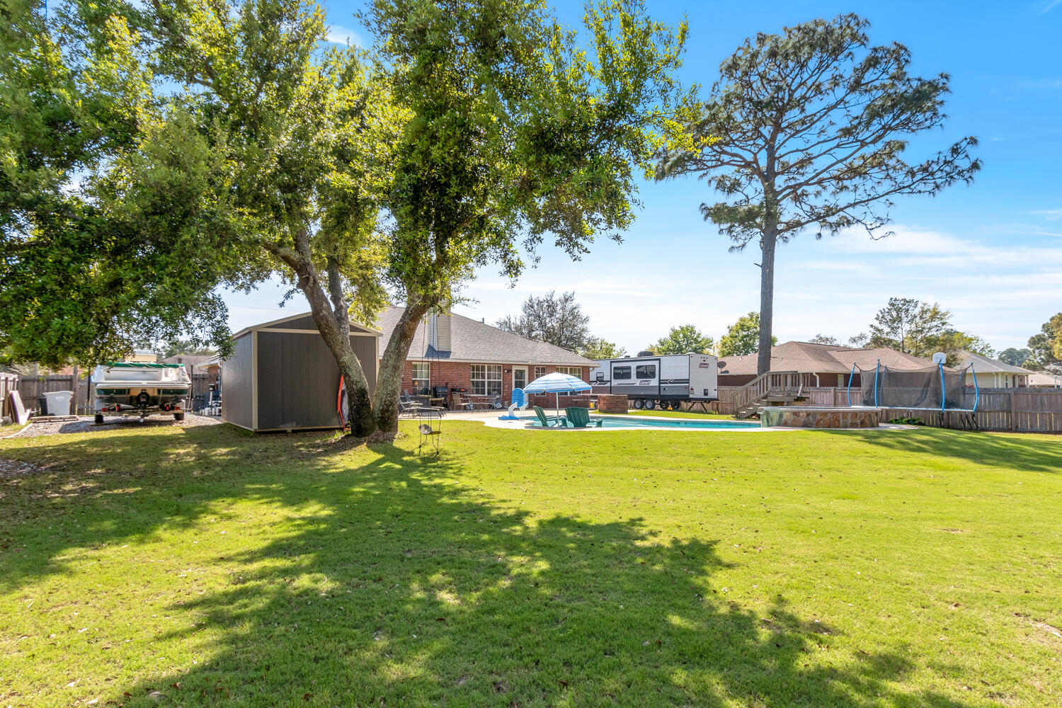 HOLLEY BY THE SEA - Residential