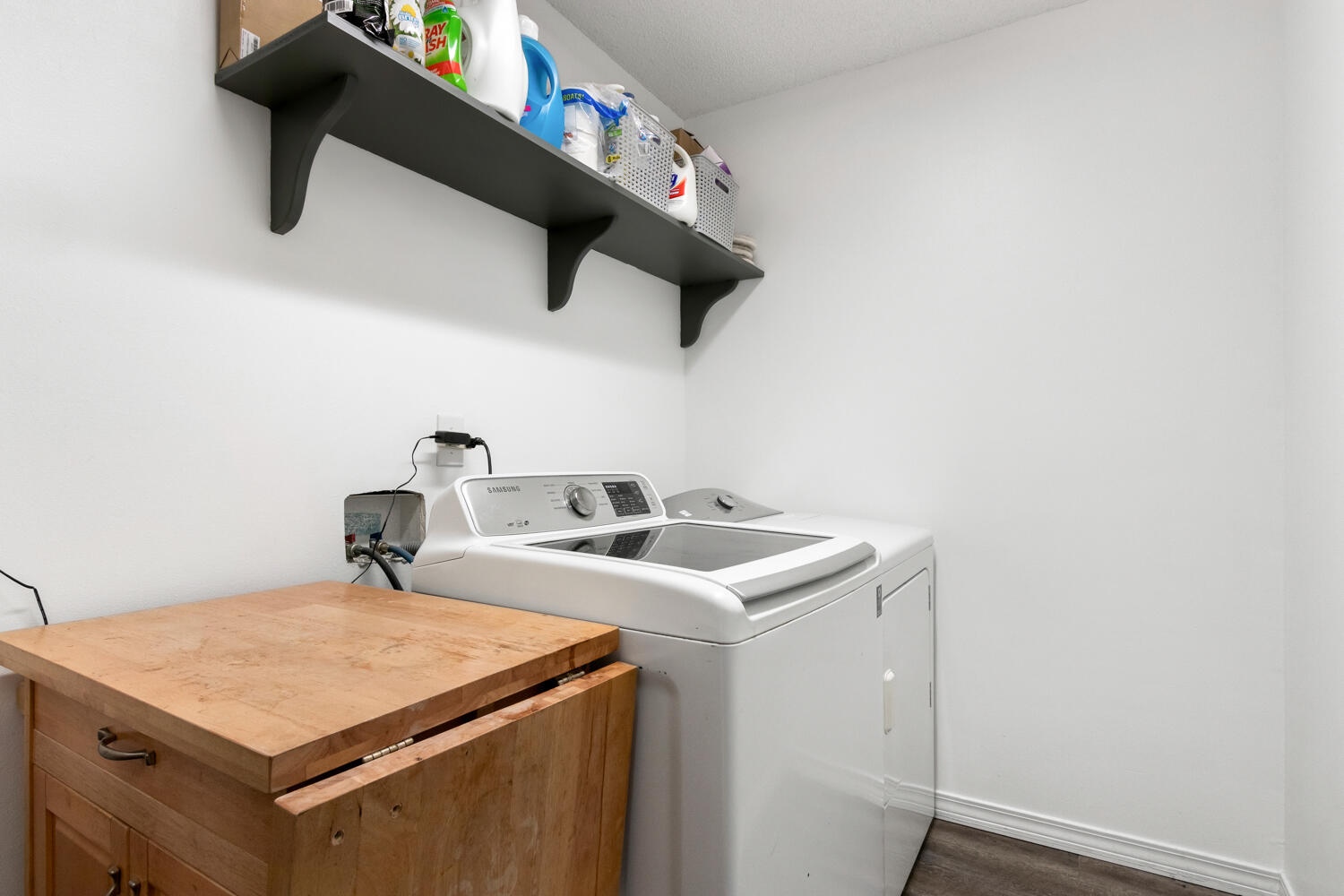 HOLLEY BY THE SEA - Residential