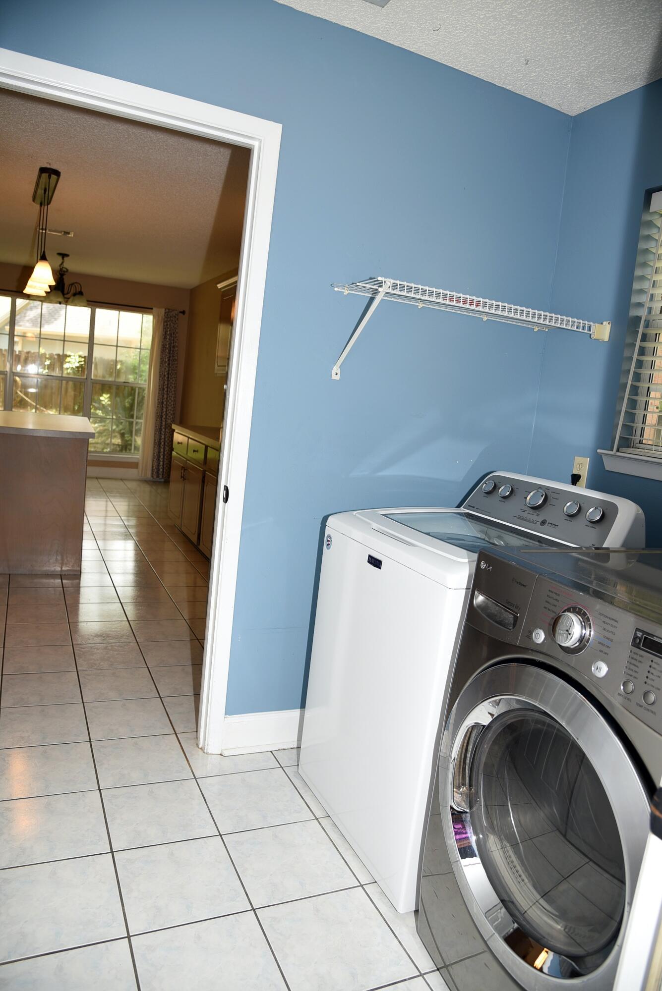 PARKWOOD AT BLUEWATER BAY - Residential Lease