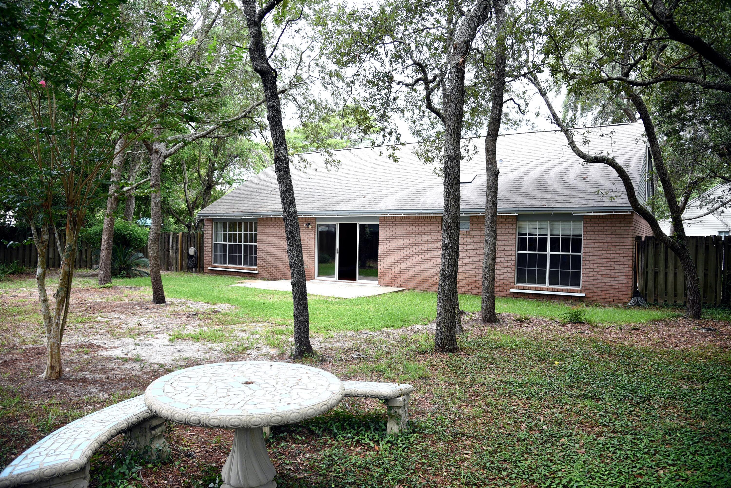 PARKWOOD AT BLUEWATER BAY - Residential Lease