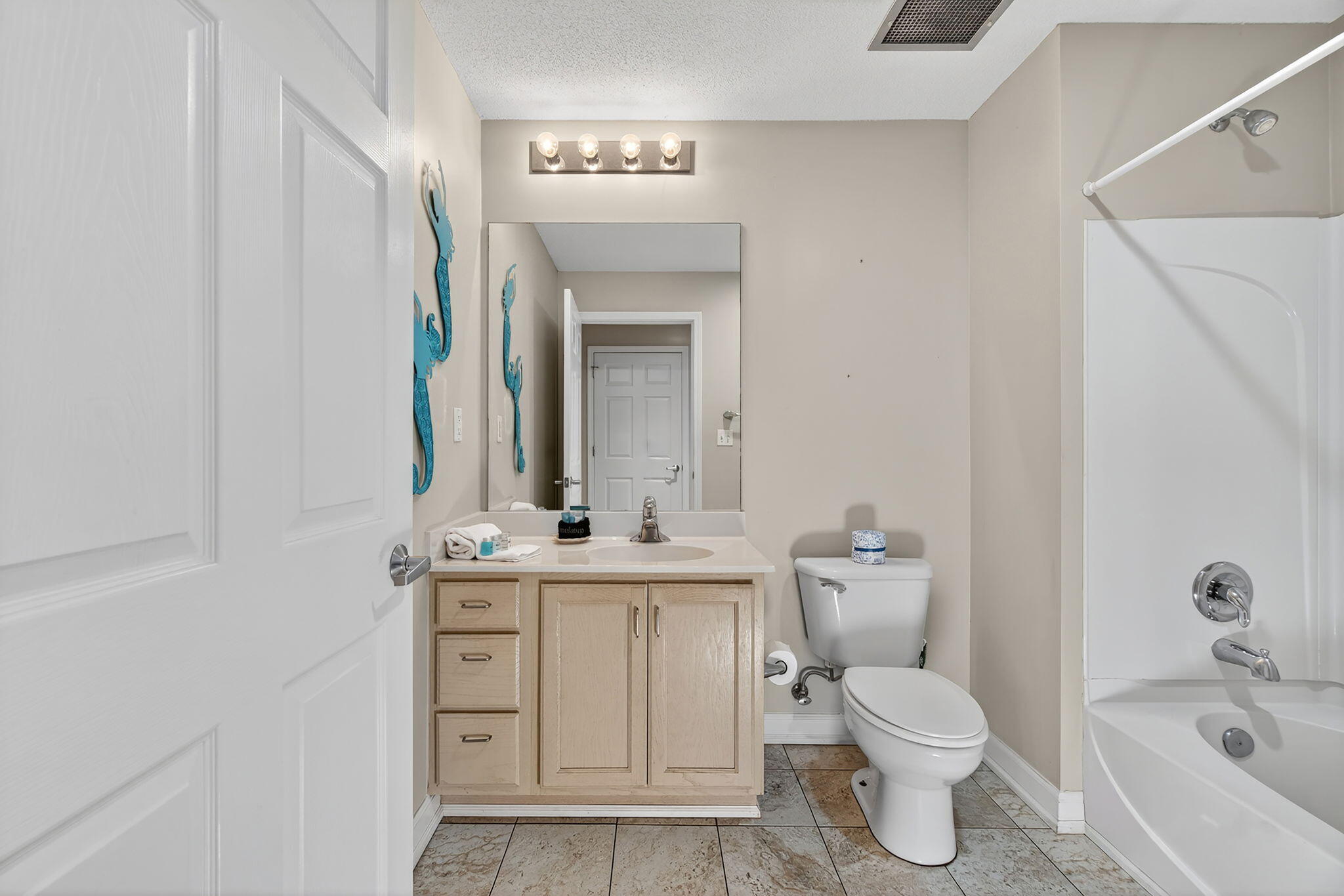 STERLING REEF - Residential
