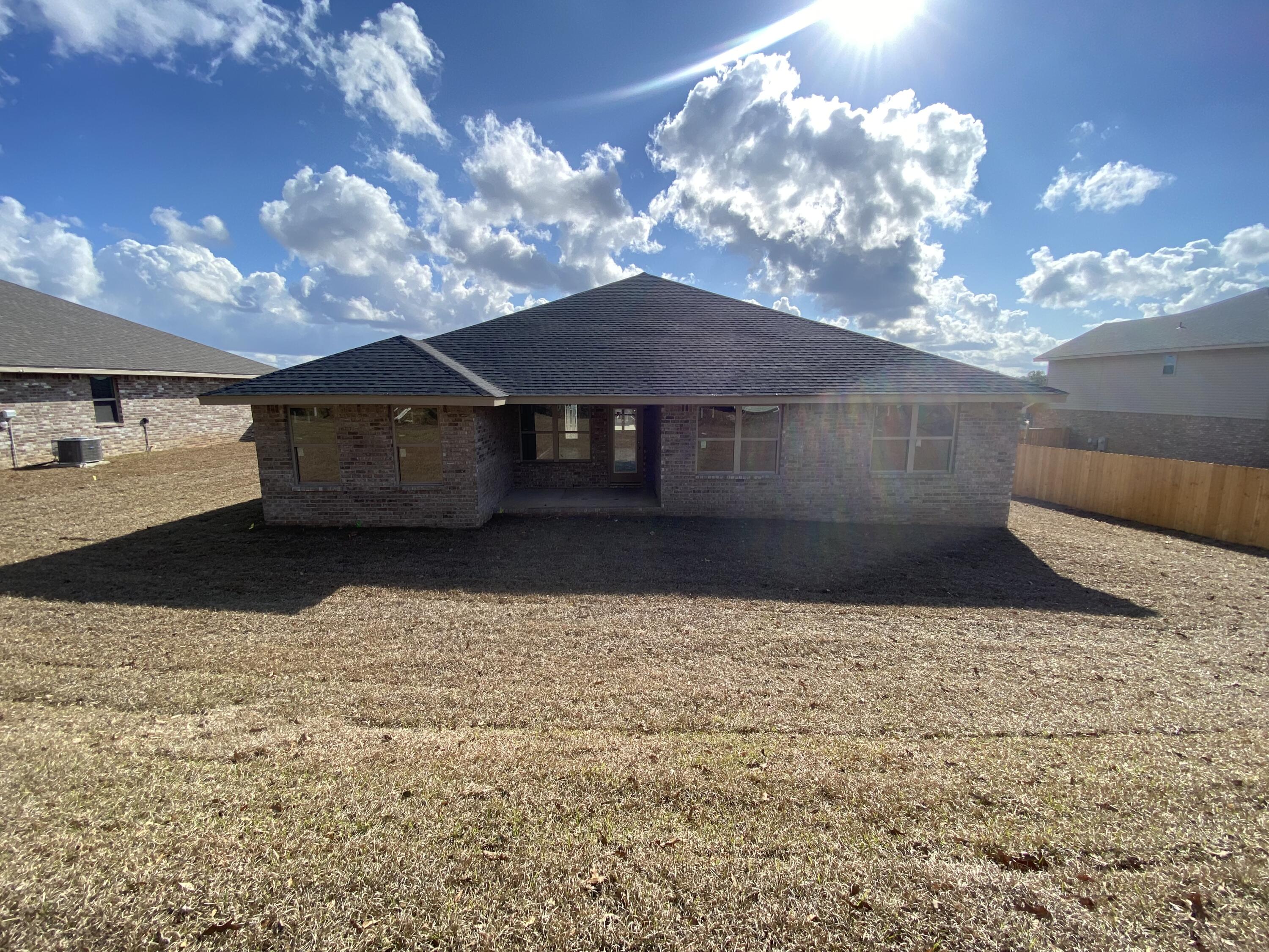 CHARLESTON PLACE - Residential