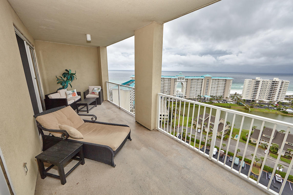 ARIEL DUNES II - Residential