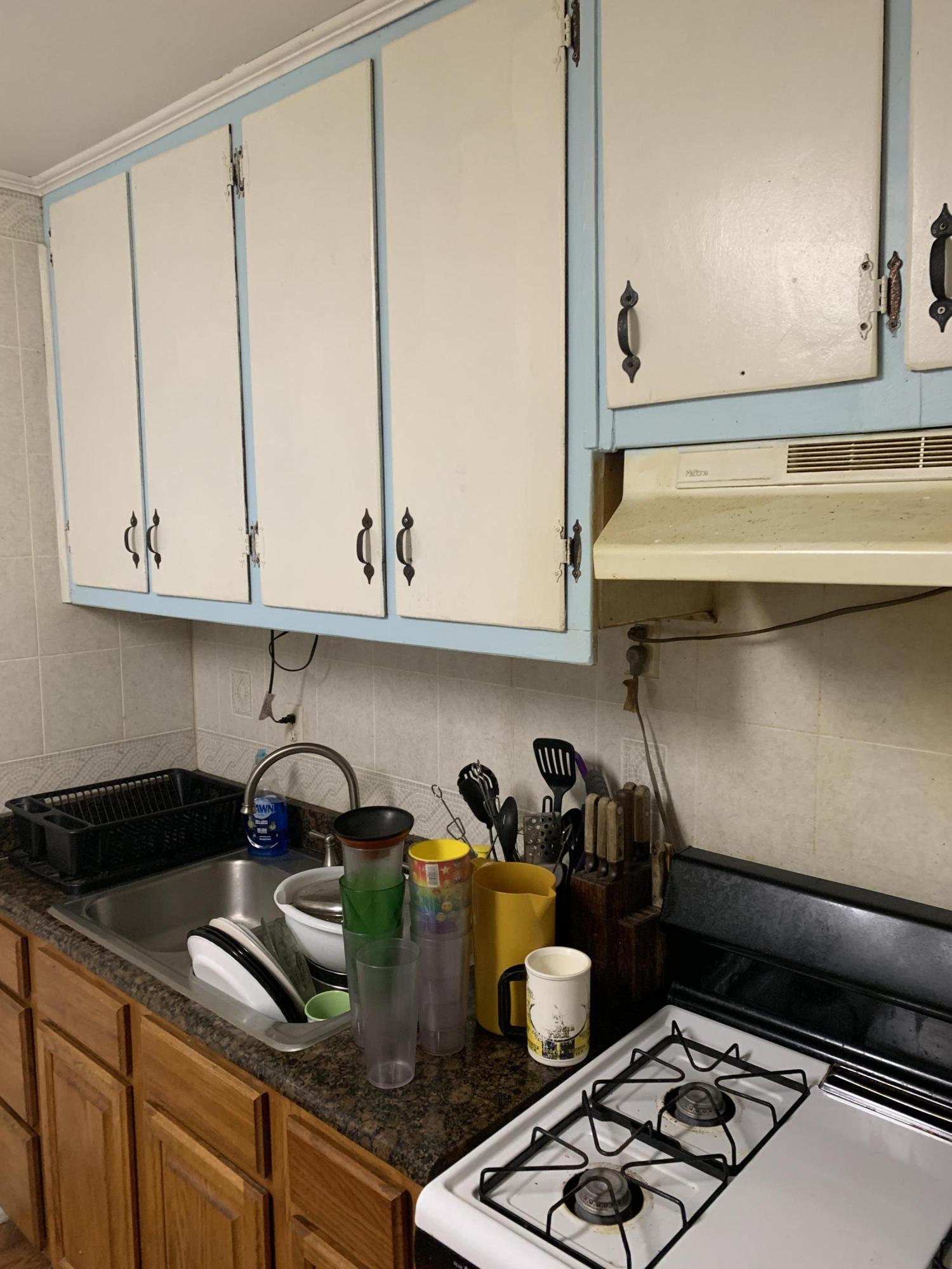 ELLIOTTS POINT - Residential