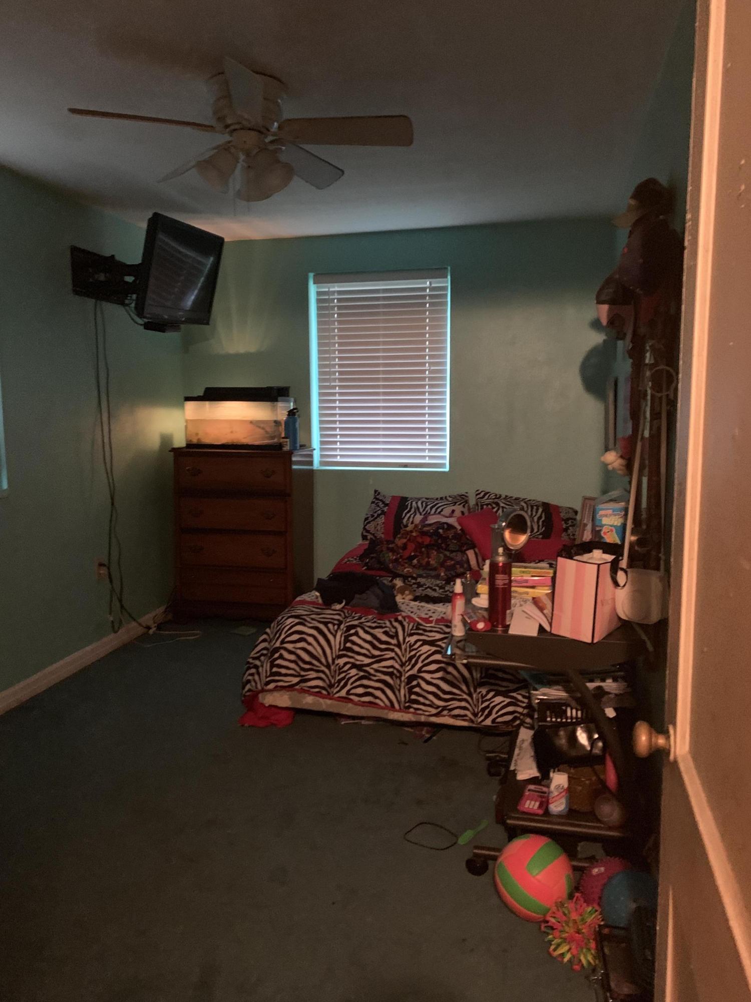 ELLIOTTS POINT - Residential