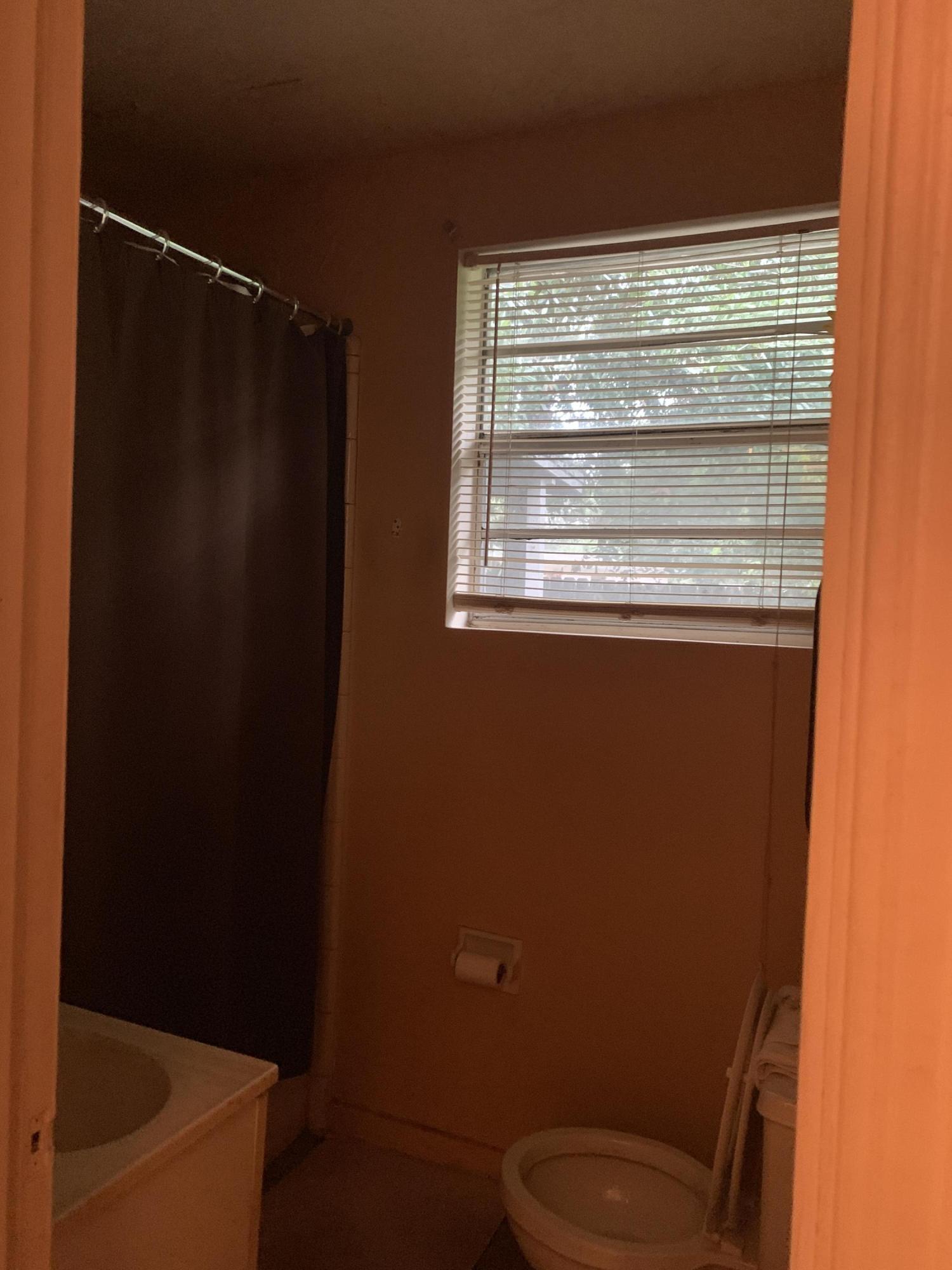 ELLIOTTS POINT - Residential