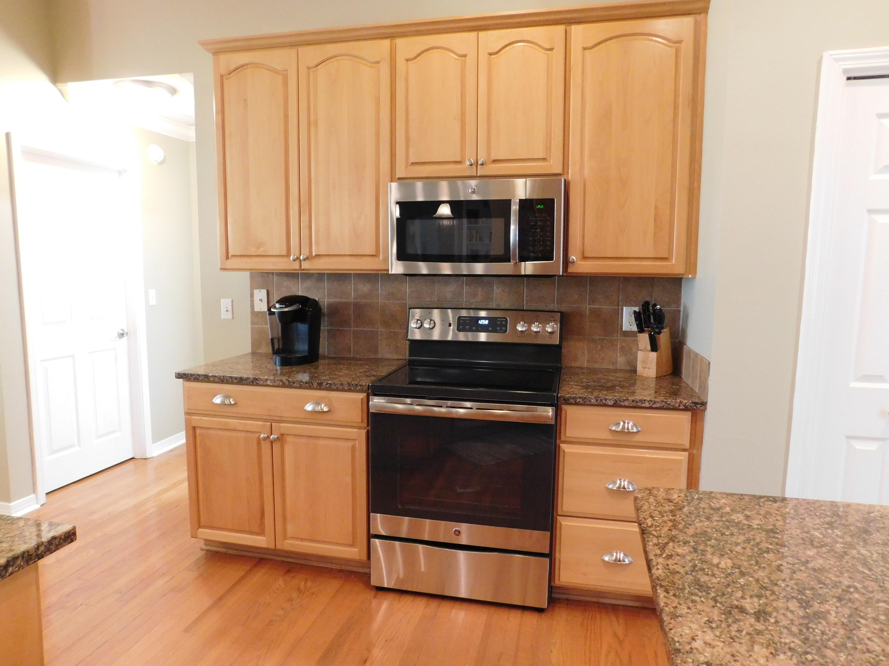 ROCKY BAYOU COUNTRY CLUB ESTATES 11 - Residential