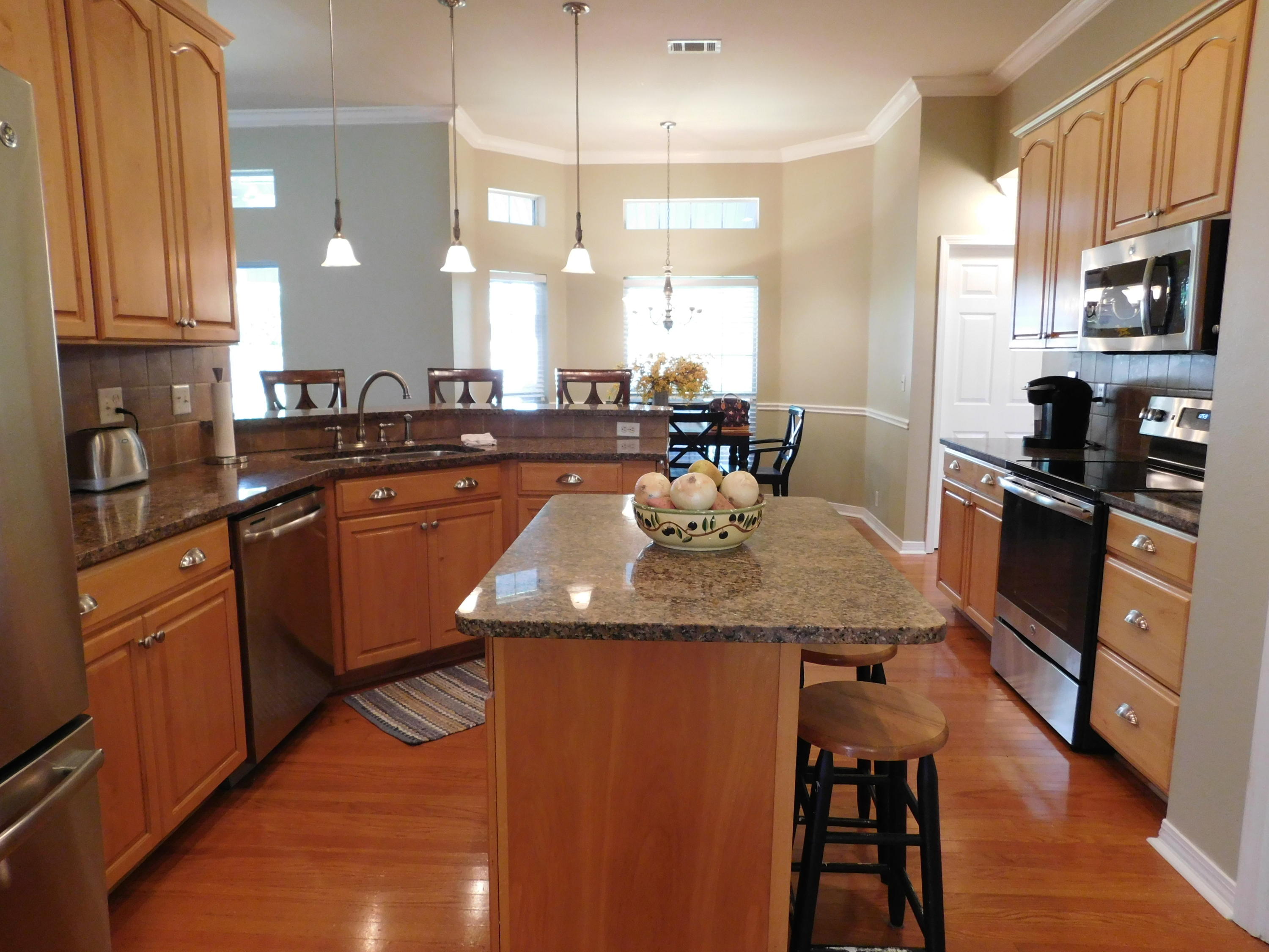 ROCKY BAYOU COUNTRY CLUB ESTATES 11 - Residential