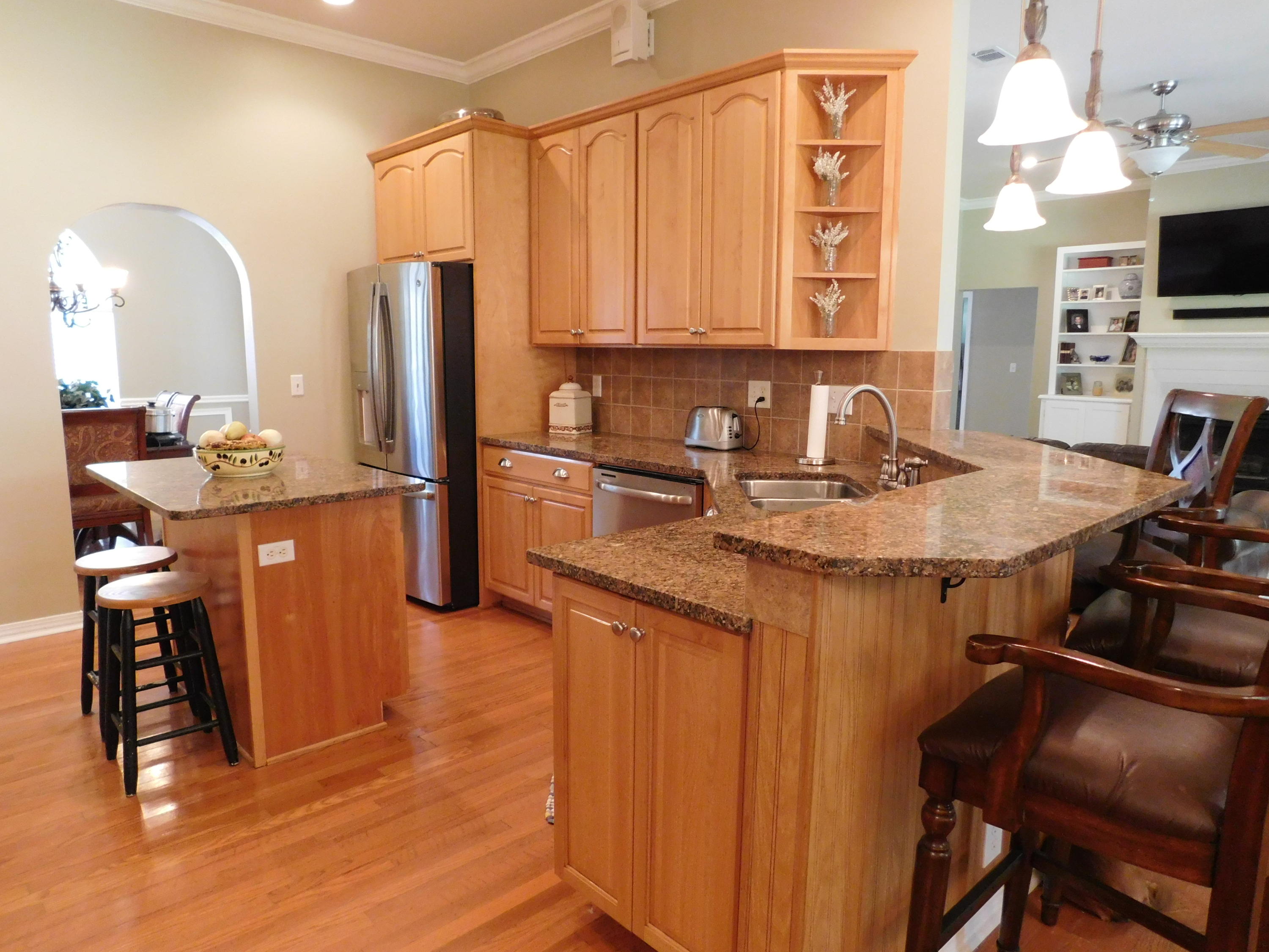 ROCKY BAYOU COUNTRY CLUB ESTATES 11 - Residential