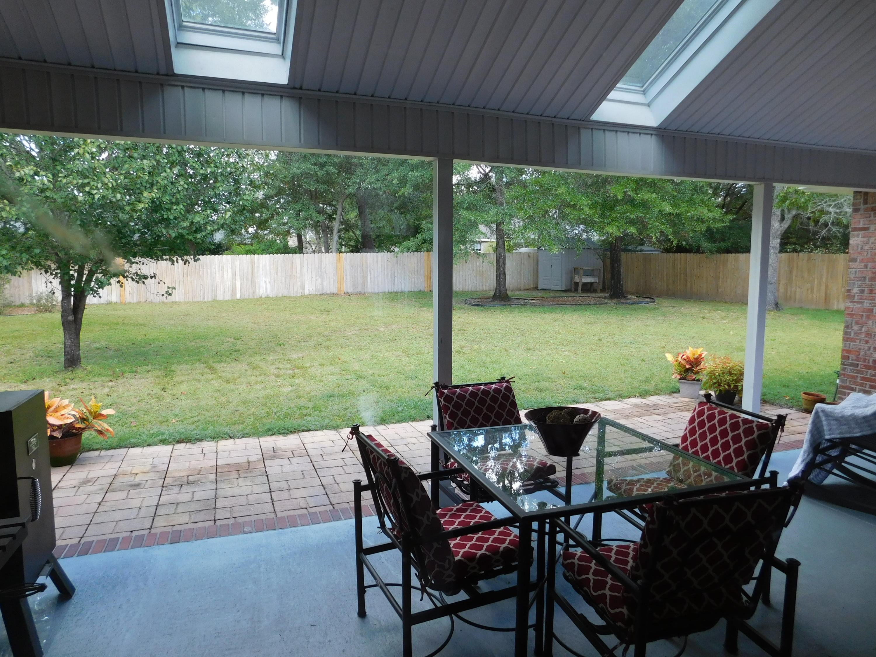 ROCKY BAYOU COUNTRY CLUB ESTATES 11 - Residential