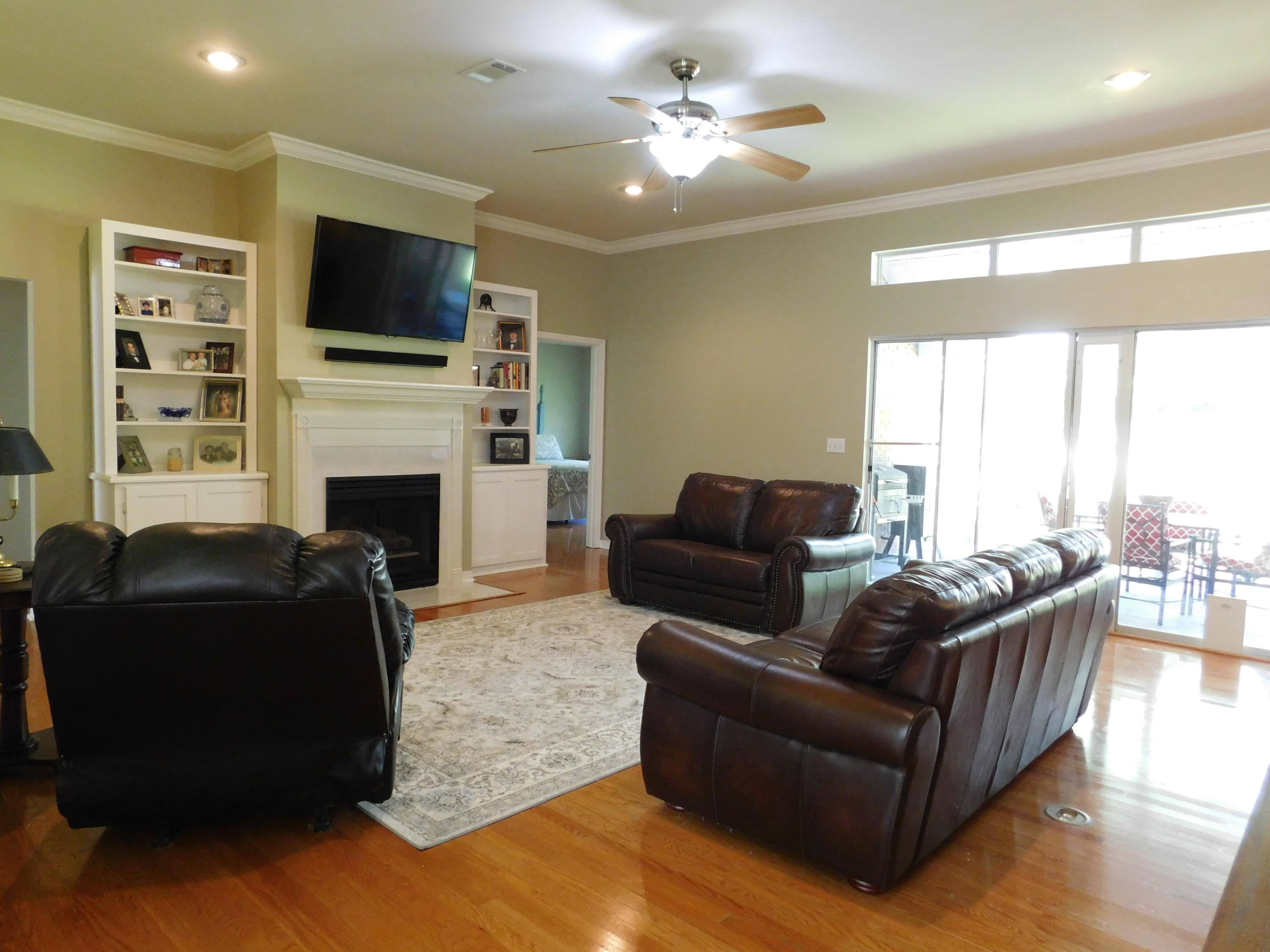 ROCKY BAYOU COUNTRY CLUB ESTATES 11 - Residential