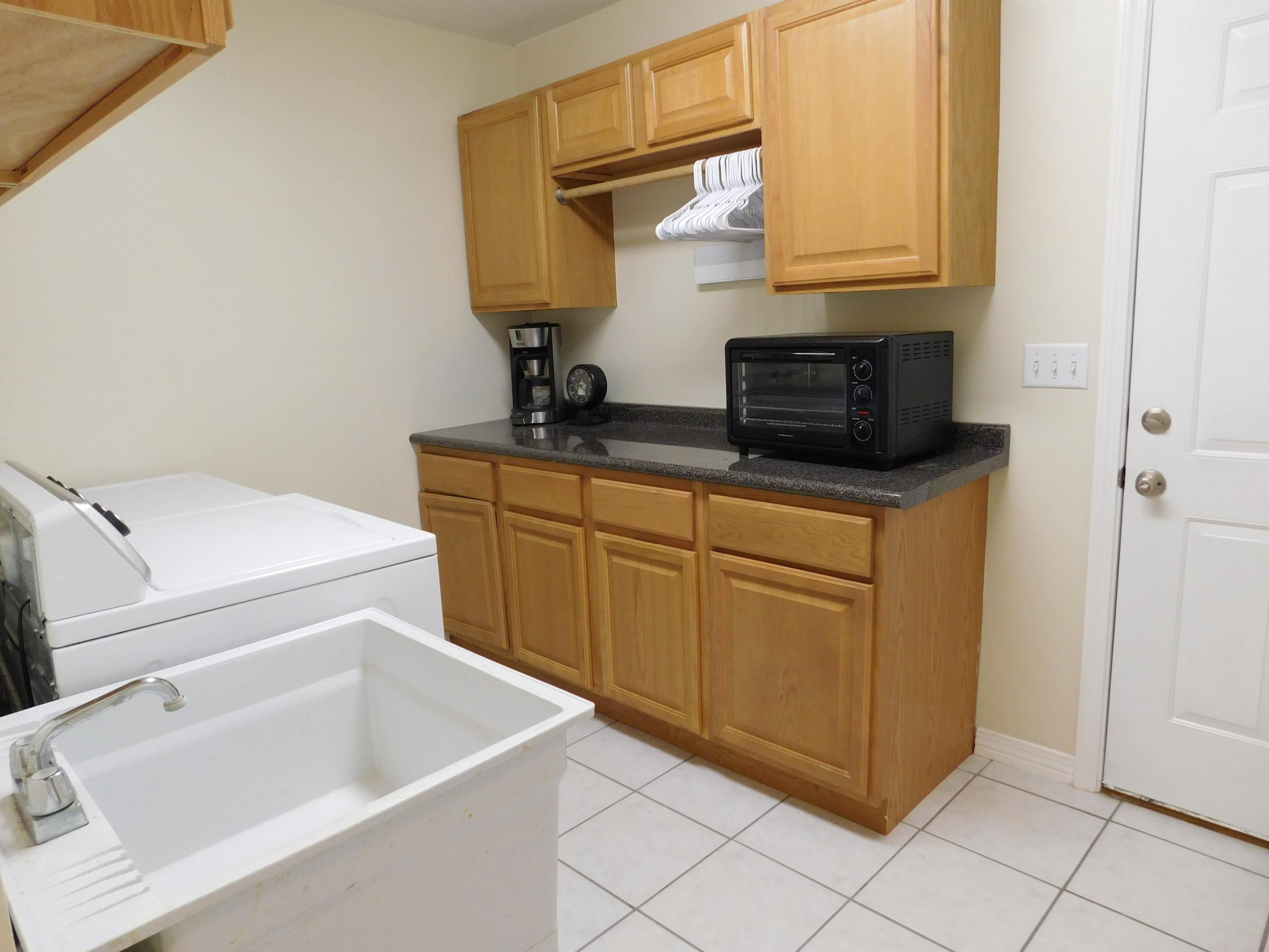 ROCKY BAYOU COUNTRY CLUB ESTATES 11 - Residential