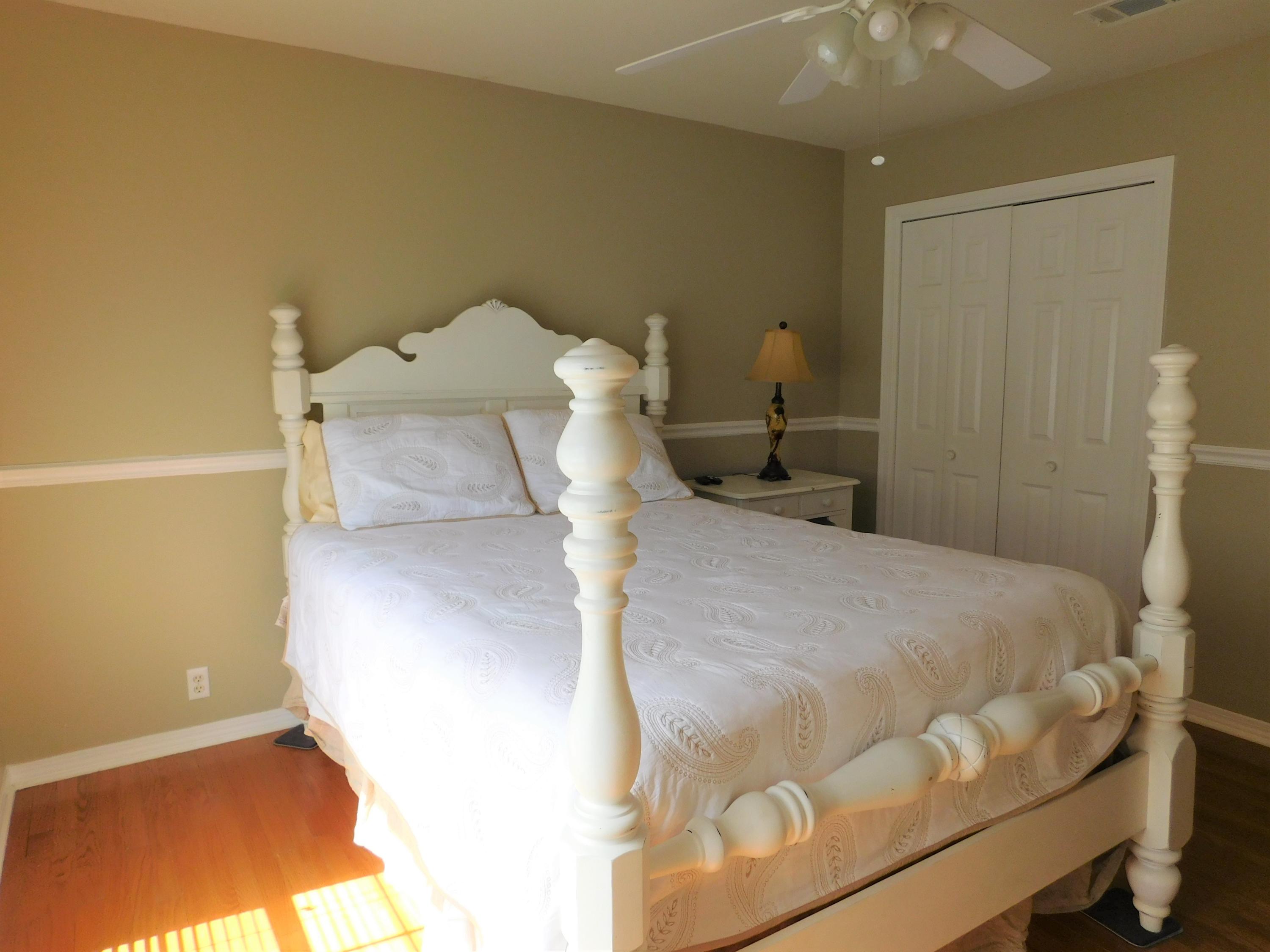 ROCKY BAYOU COUNTRY CLUB ESTATES 11 - Residential