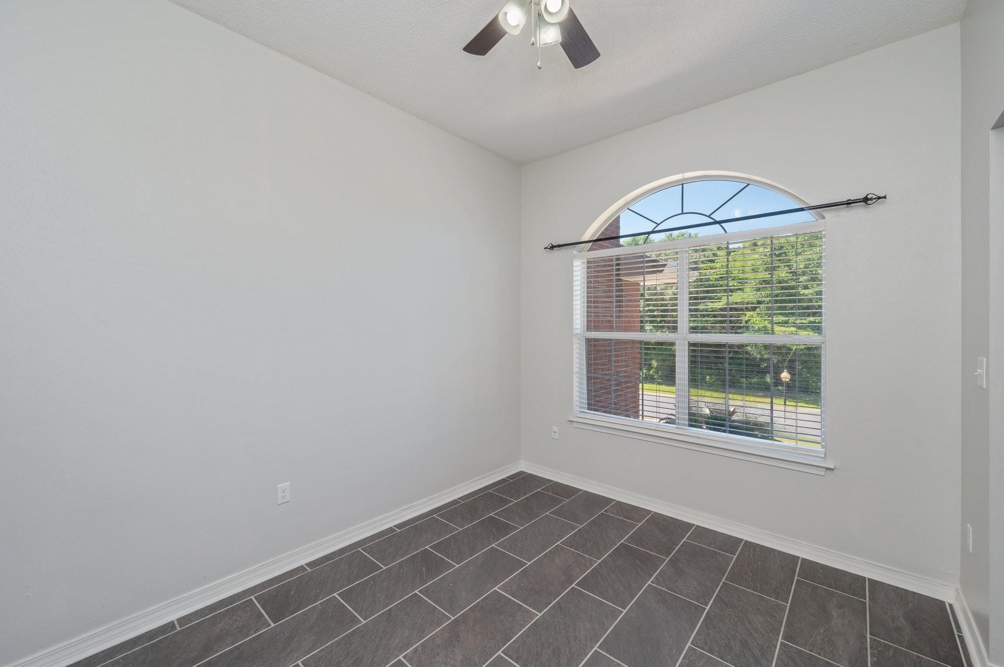SILVER OAKS PH 2 - Residential