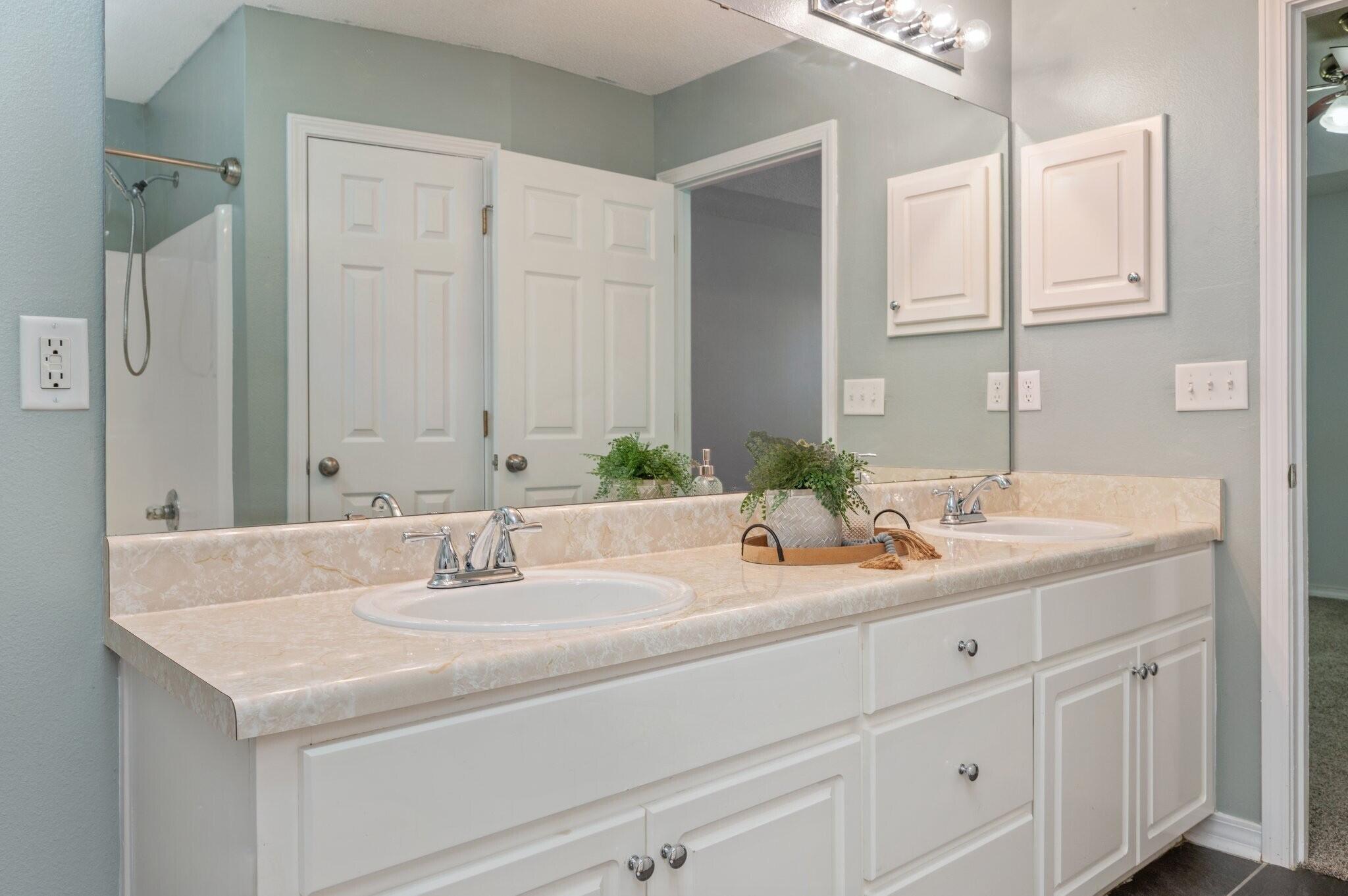 SILVER OAKS PH 2 - Residential
