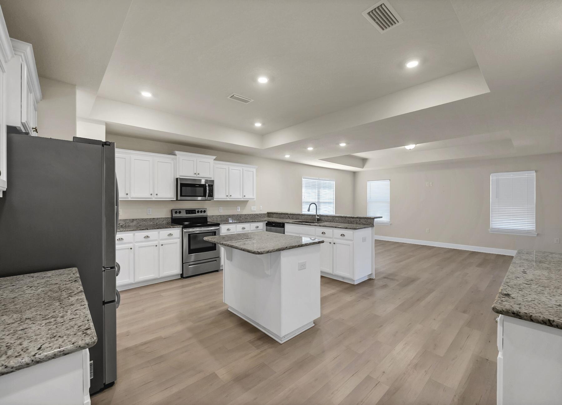 HIDDEN VALLEY - Residential Lease