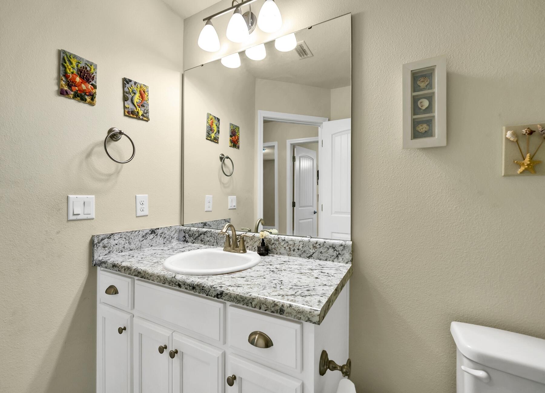 HIDDEN VALLEY - Residential Lease