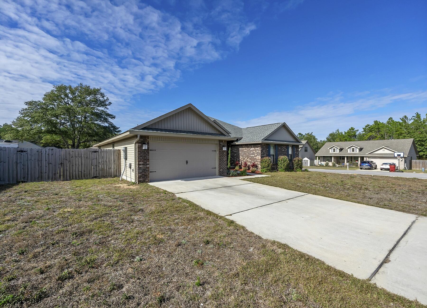 HIDDEN VALLEY - Residential Lease