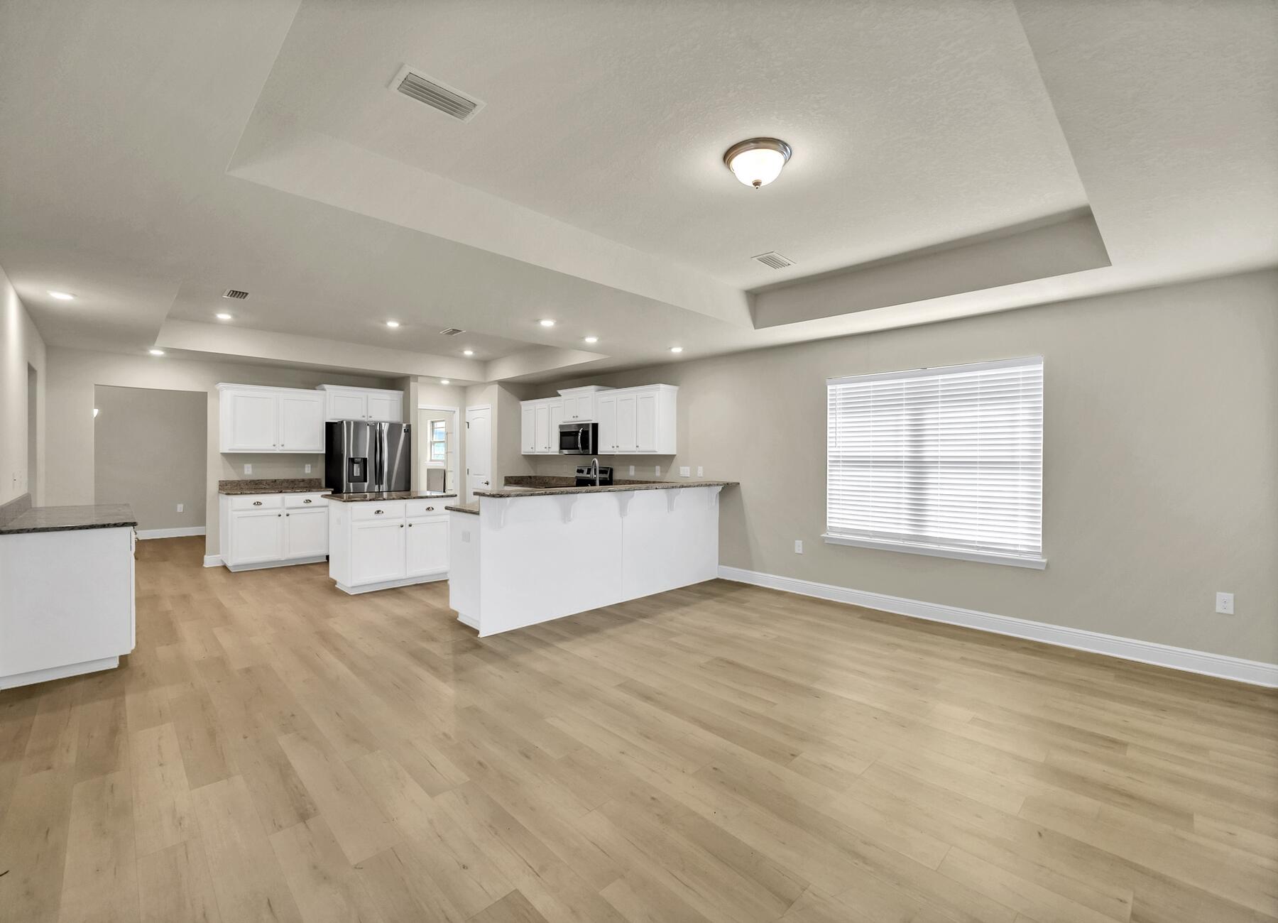 HIDDEN VALLEY - Residential Lease