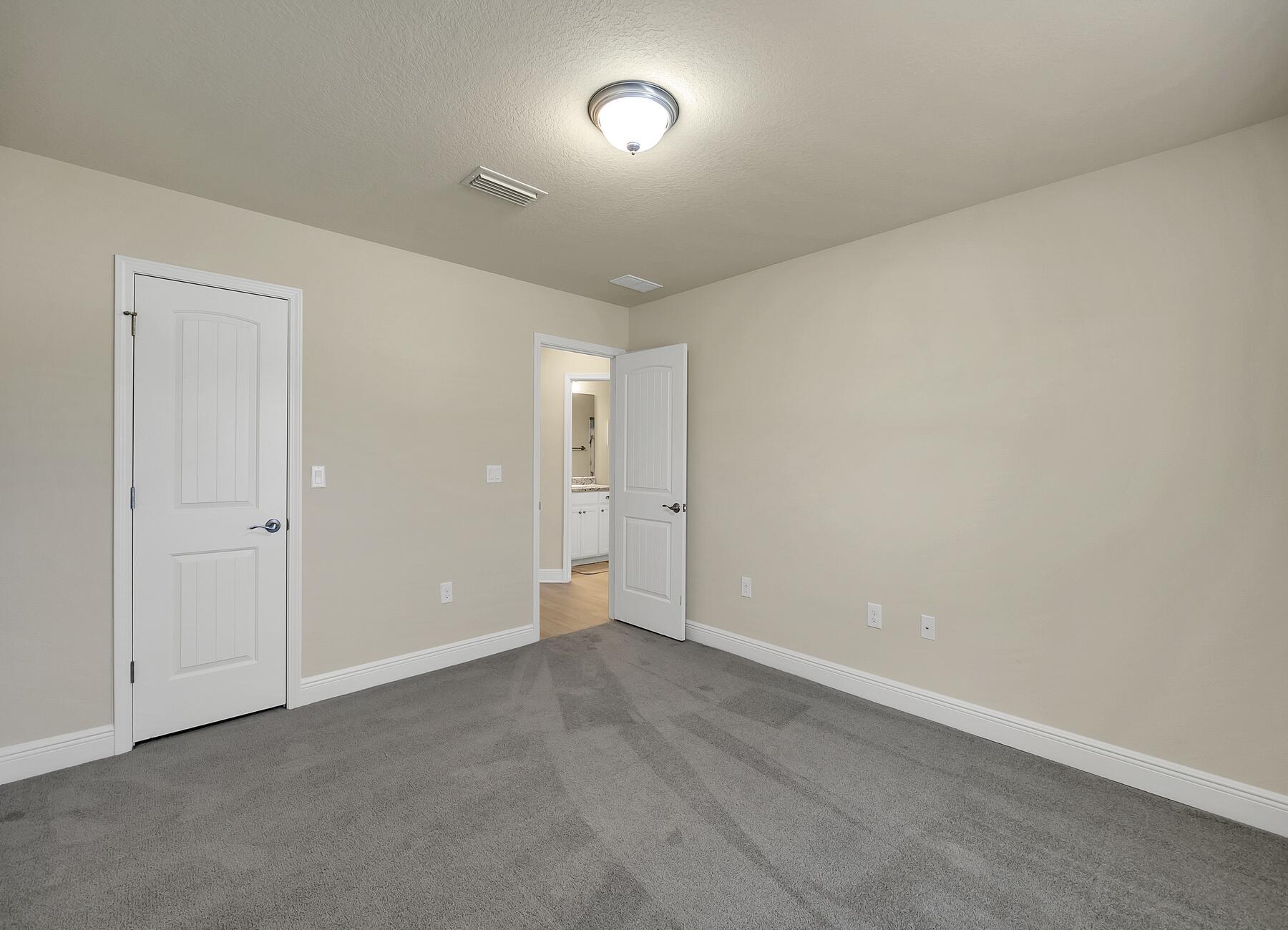 HIDDEN VALLEY - Residential Lease