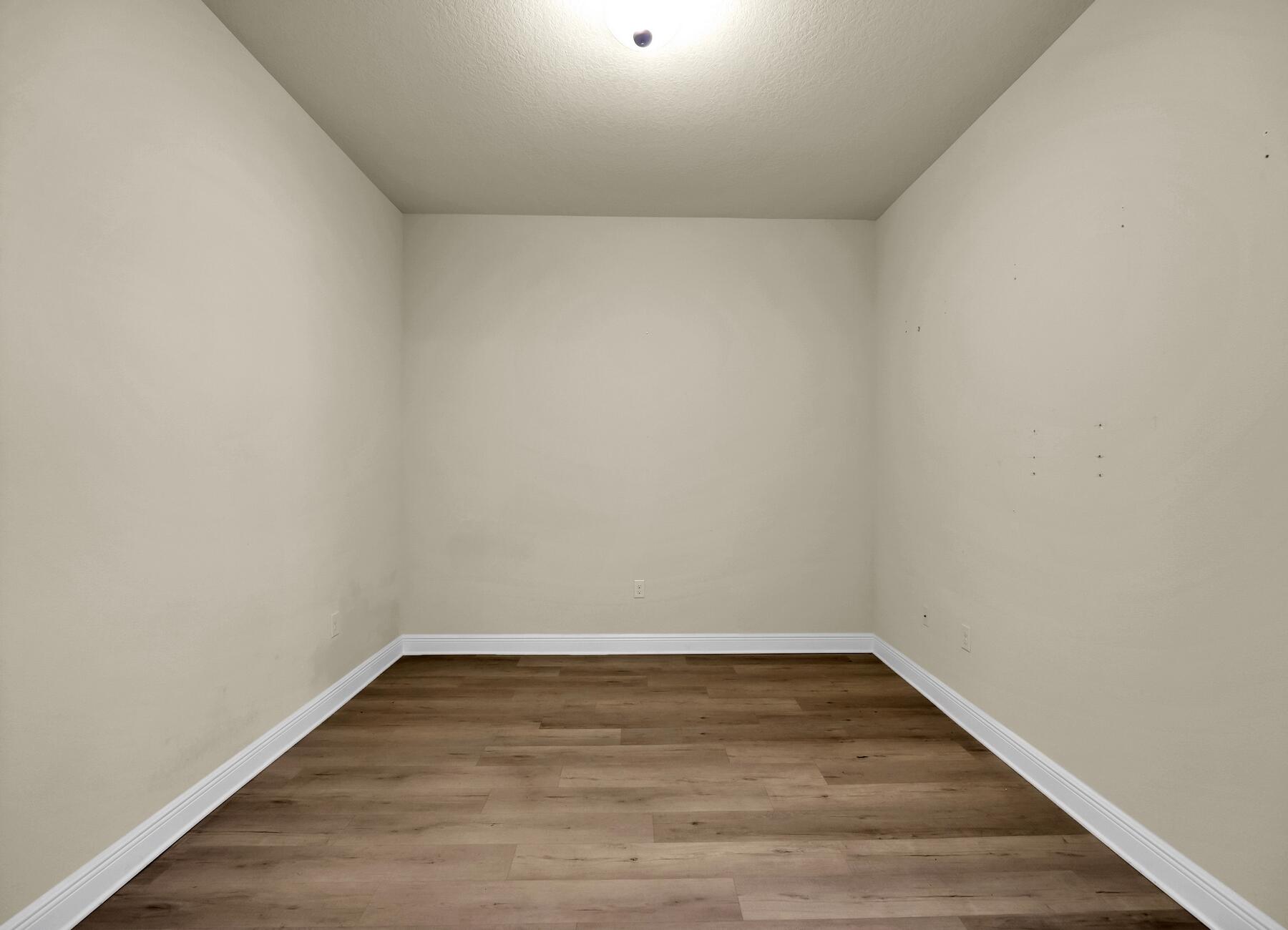 HIDDEN VALLEY - Residential Lease