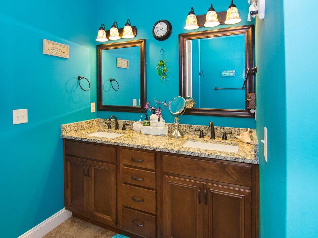 MAGNOLIA WOODS - Residential