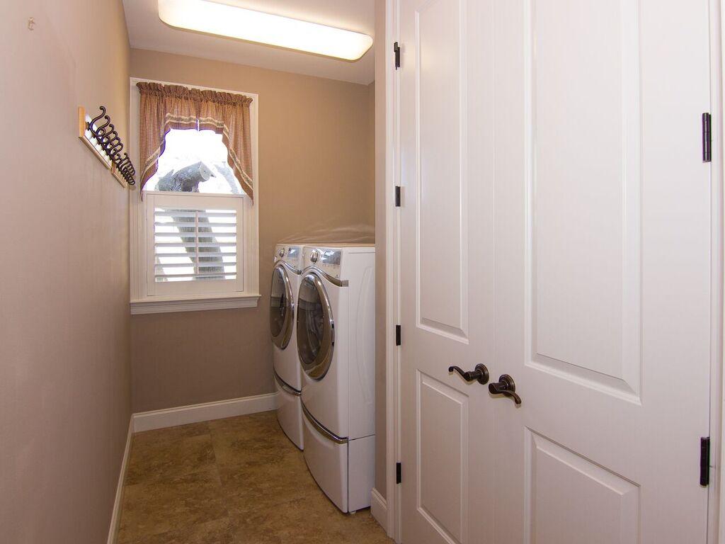 MAGNOLIA WOODS - Residential