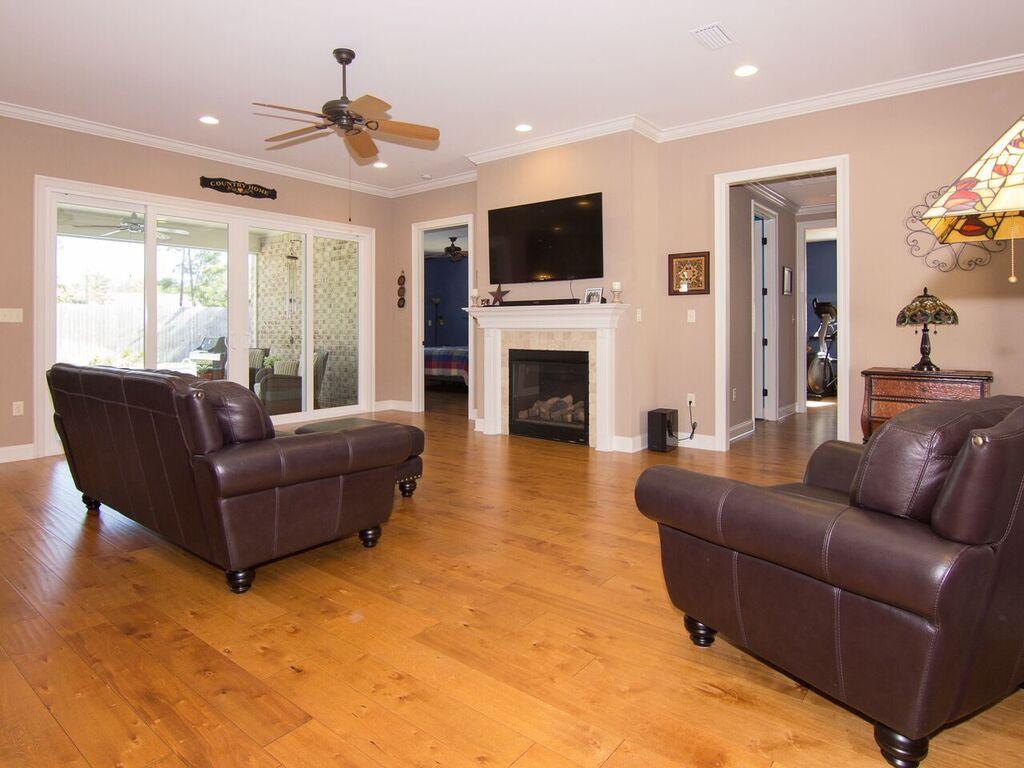 MAGNOLIA WOODS - Residential