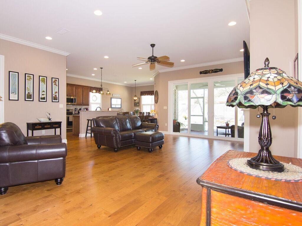 MAGNOLIA WOODS - Residential