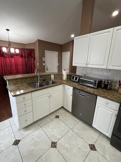 DOROTHY BOWEN ESTATES - Residential Lease