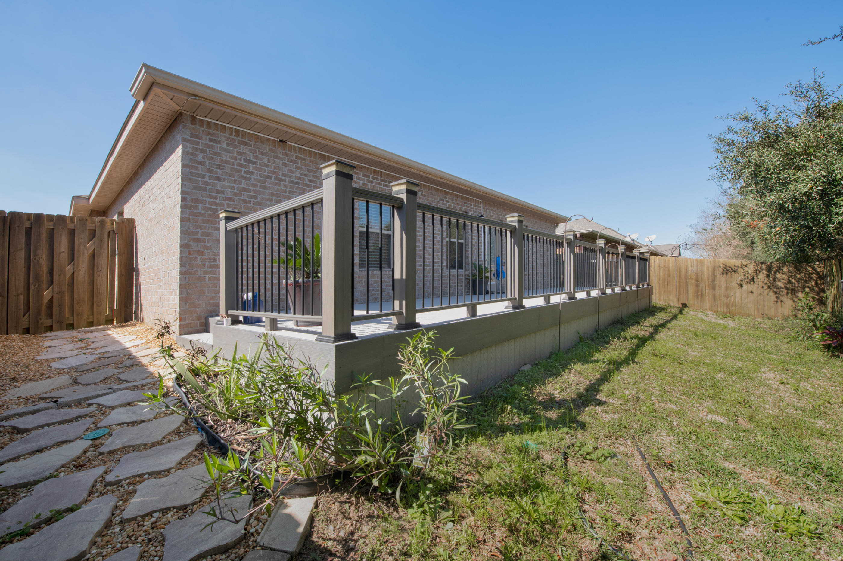 WATERFORD SOUND - Residential