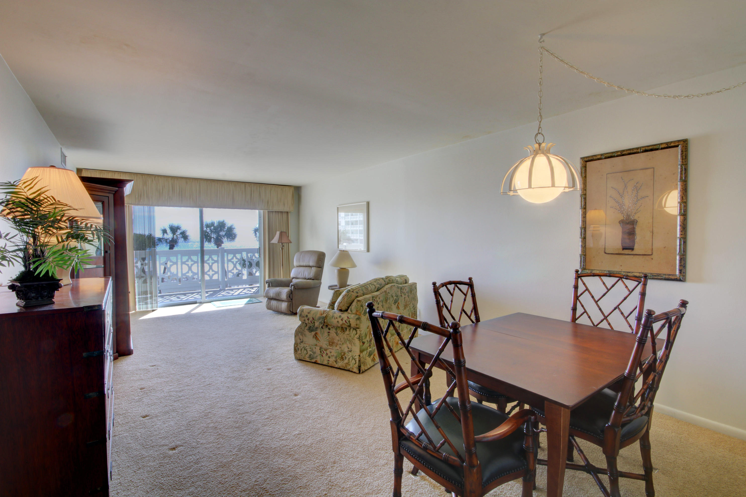 EL MATADOR CONDO - Residential