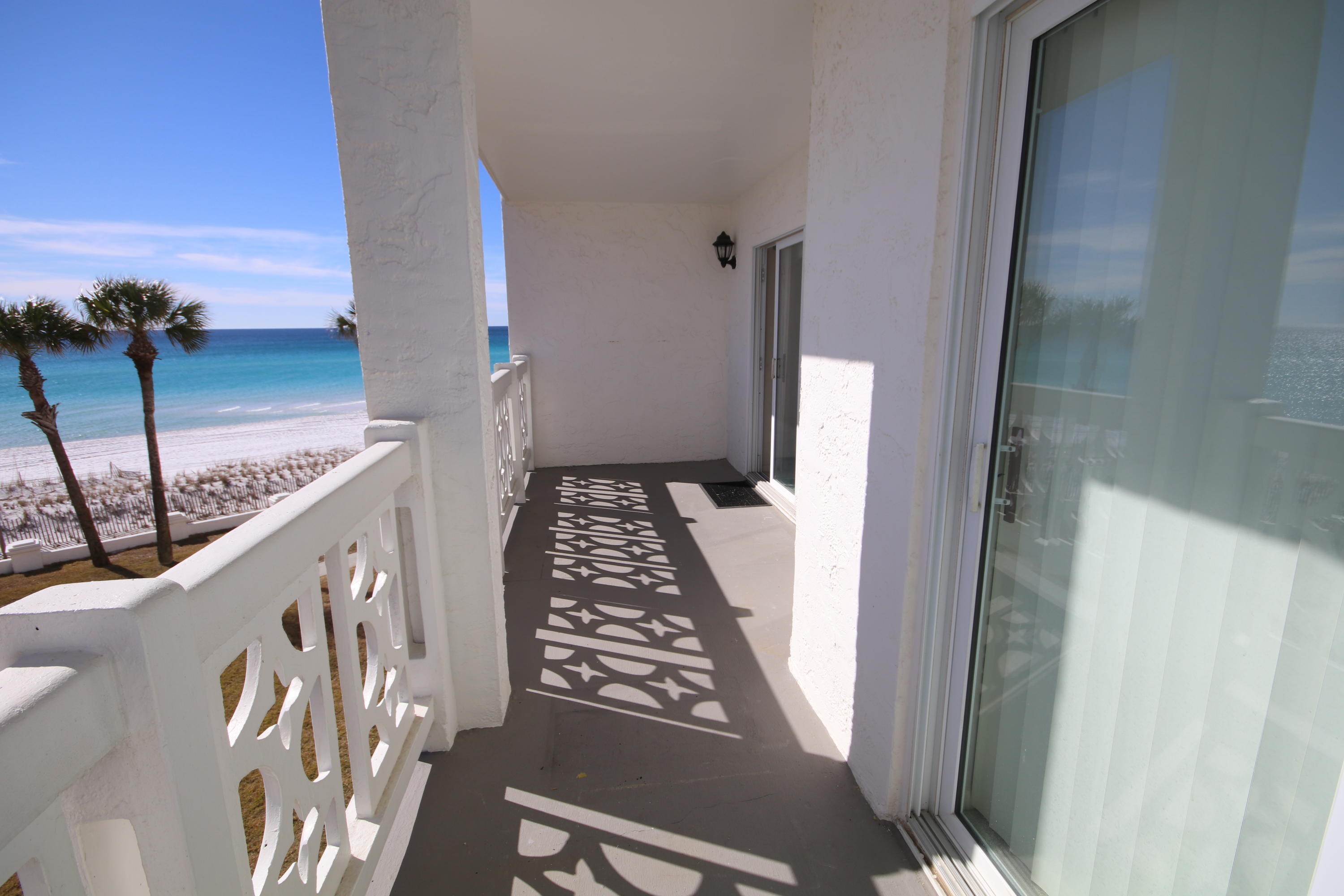 EL MATADOR CONDO - Residential