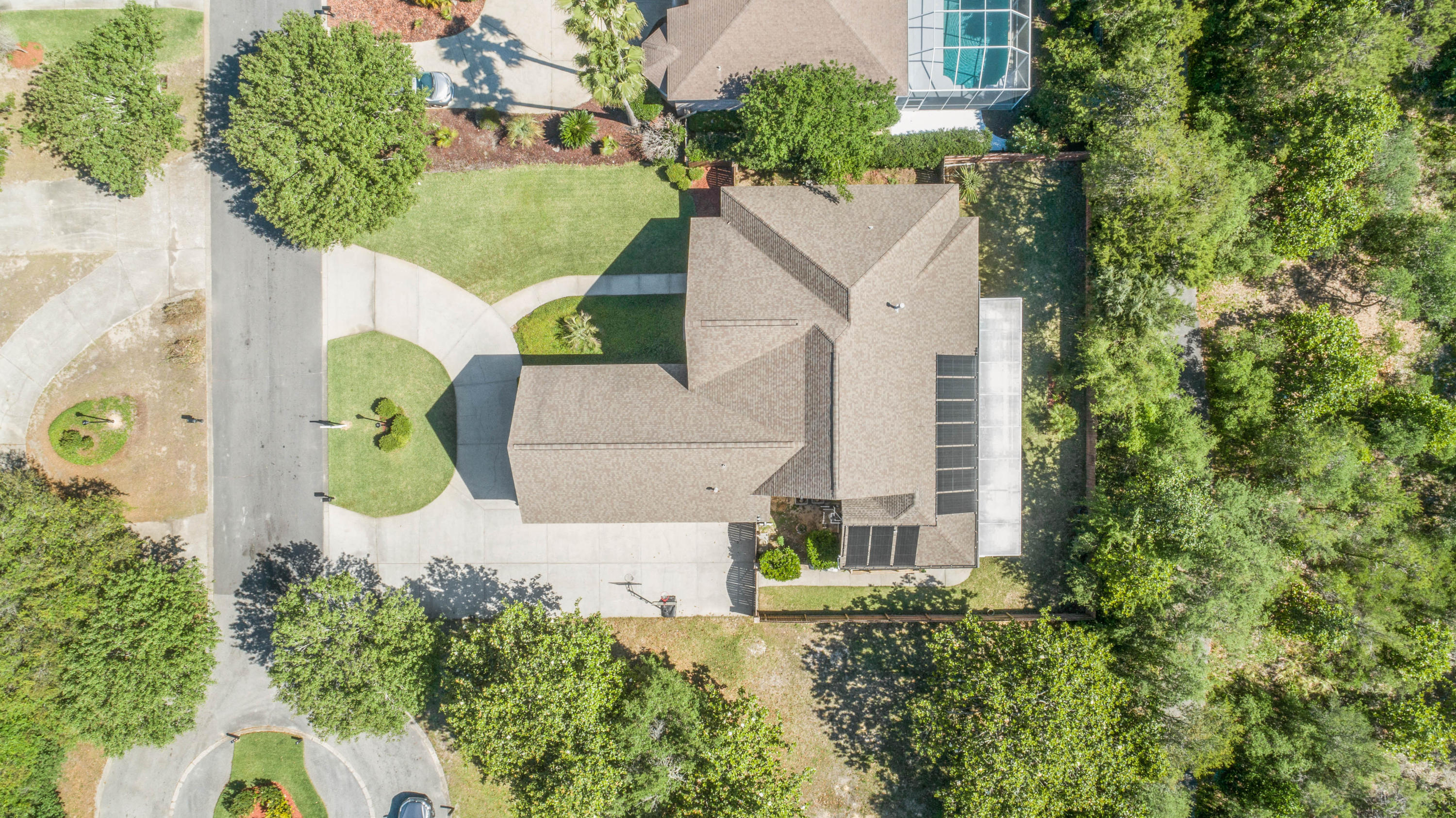 POMPHREY MANOR - Residential