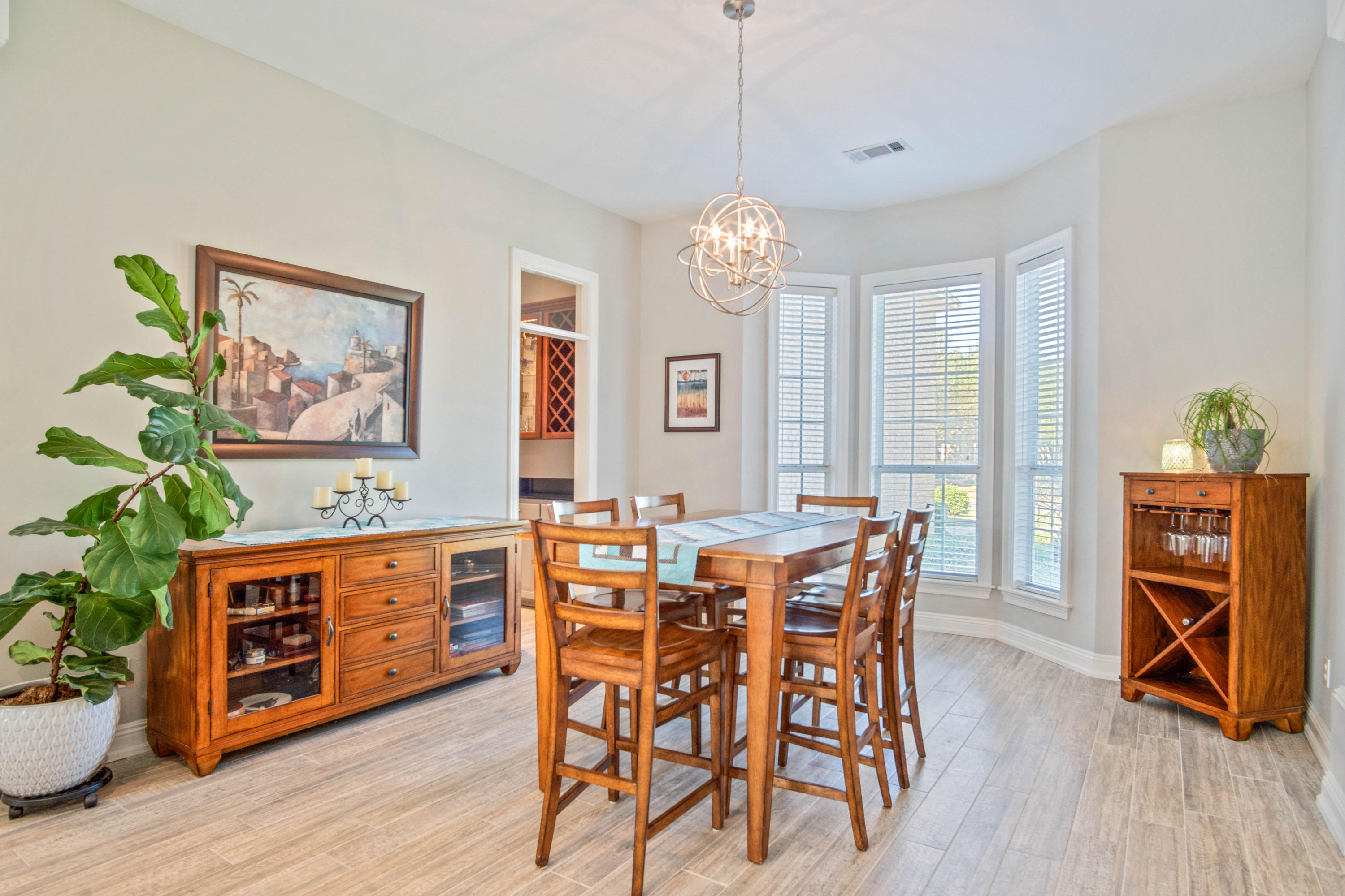 POMPHREY MANOR - Residential