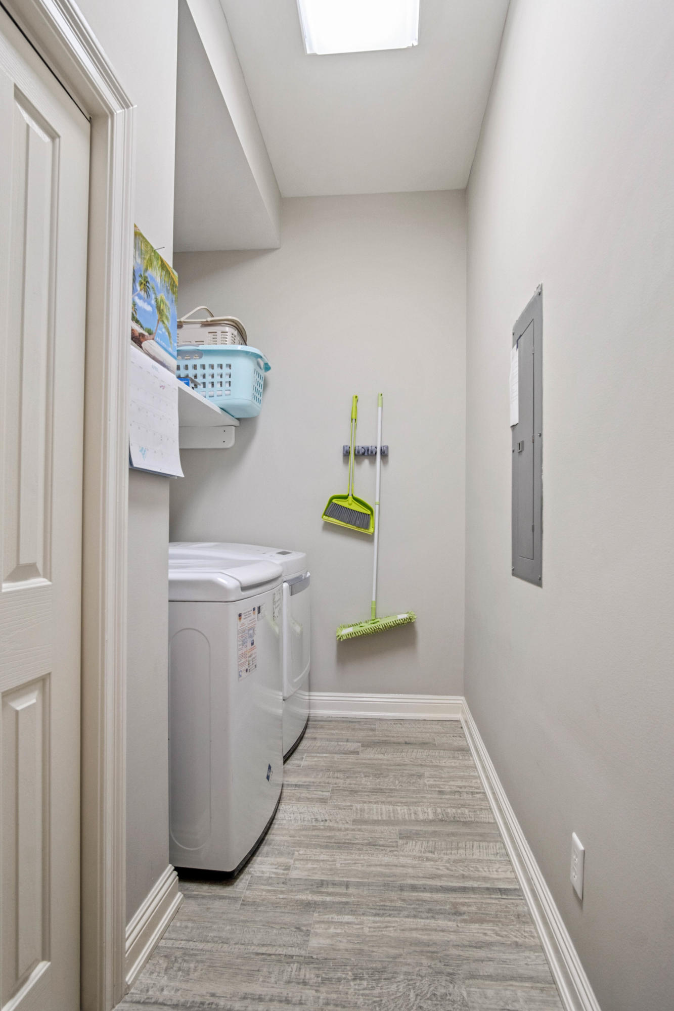 POMPHREY MANOR - Residential