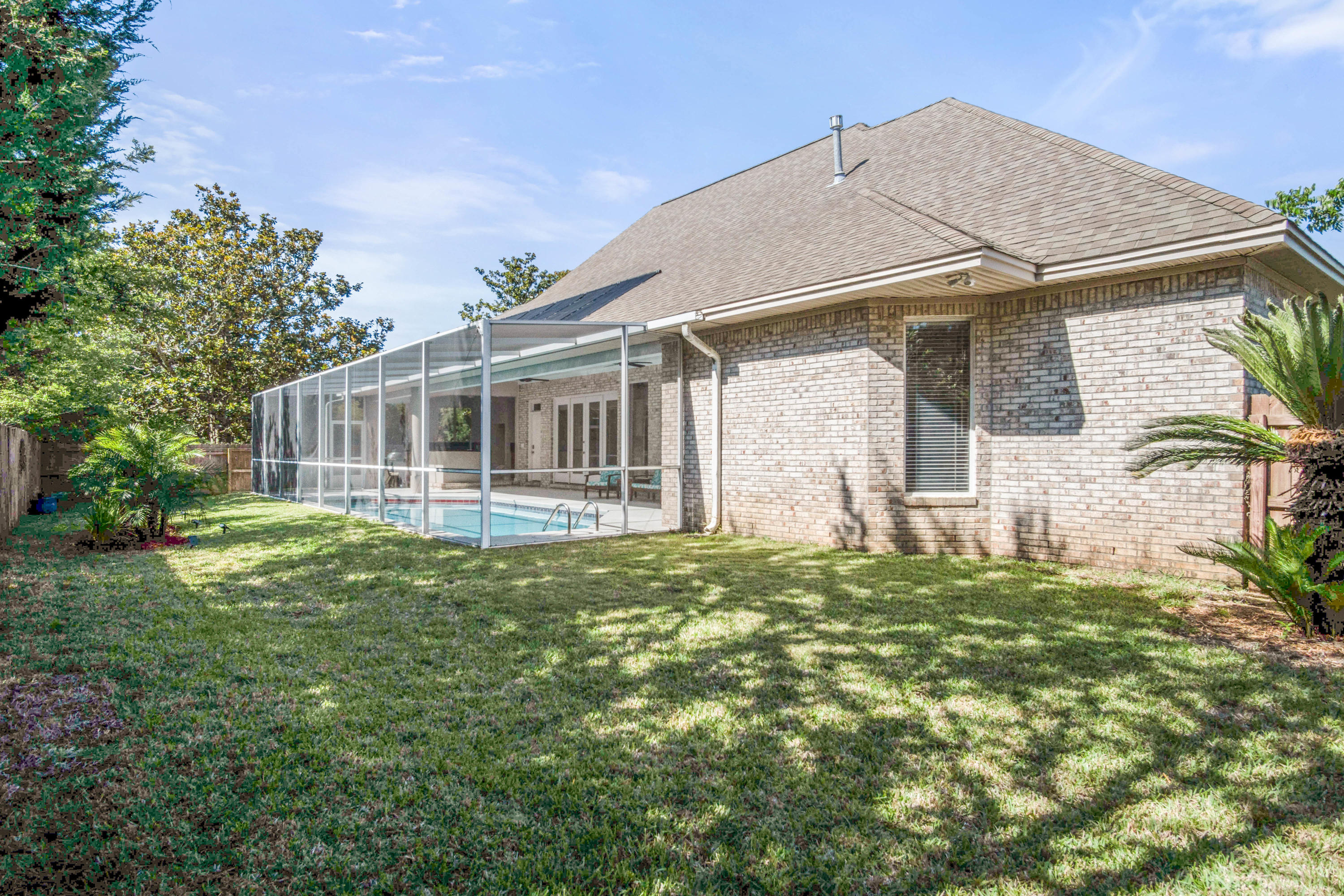 POMPHREY MANOR - Residential