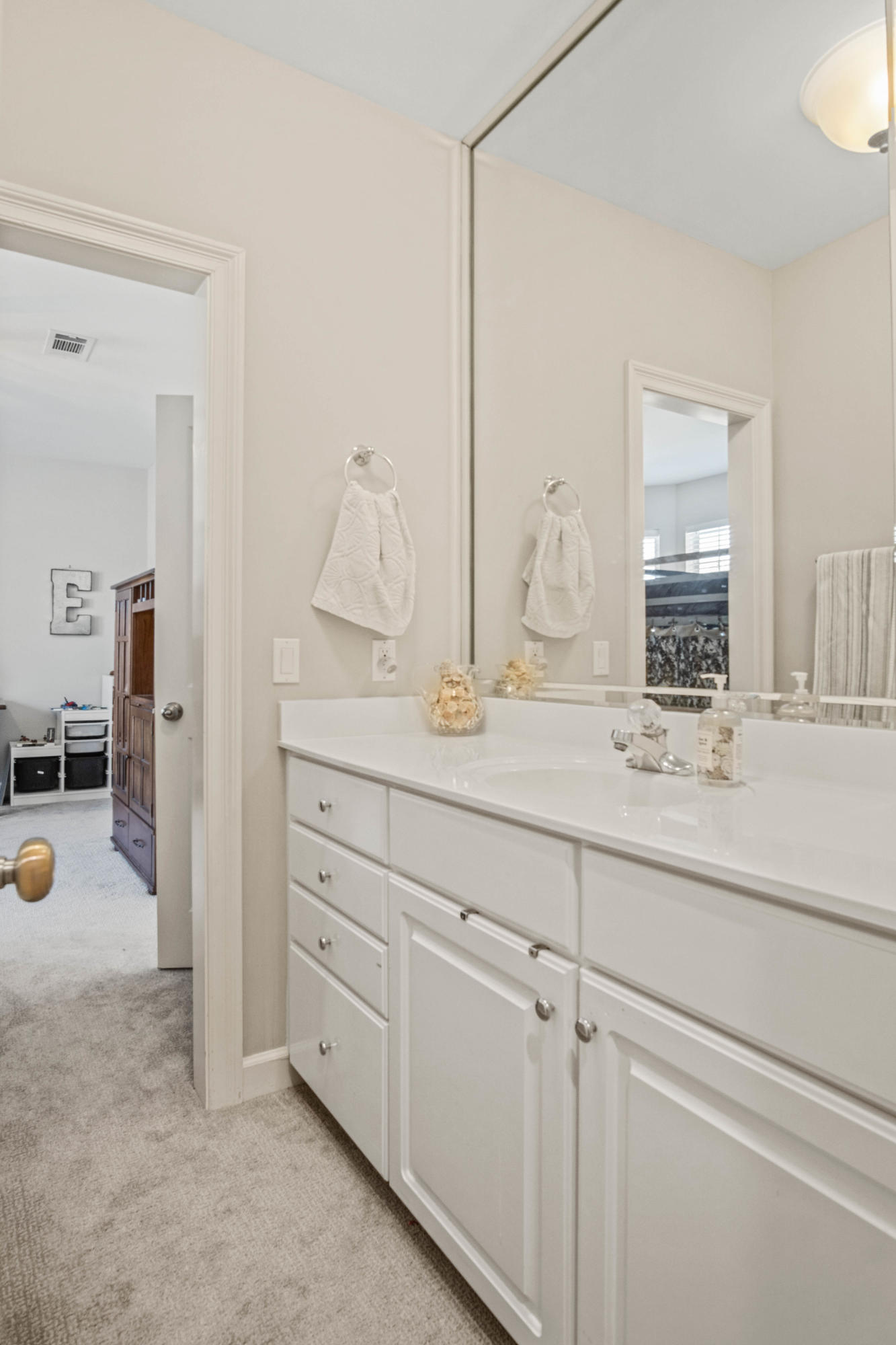 POMPHREY MANOR - Residential