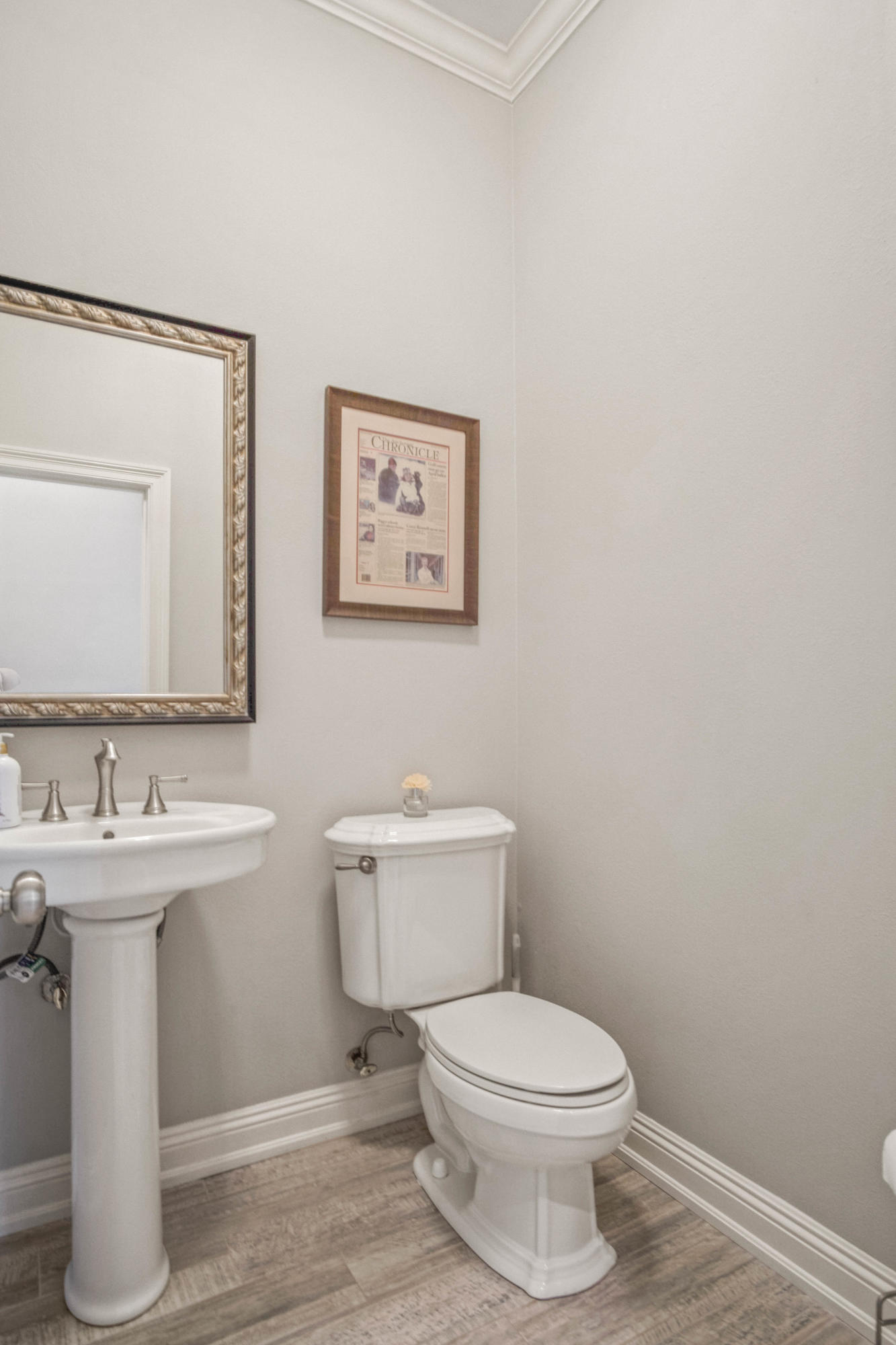 POMPHREY MANOR - Residential