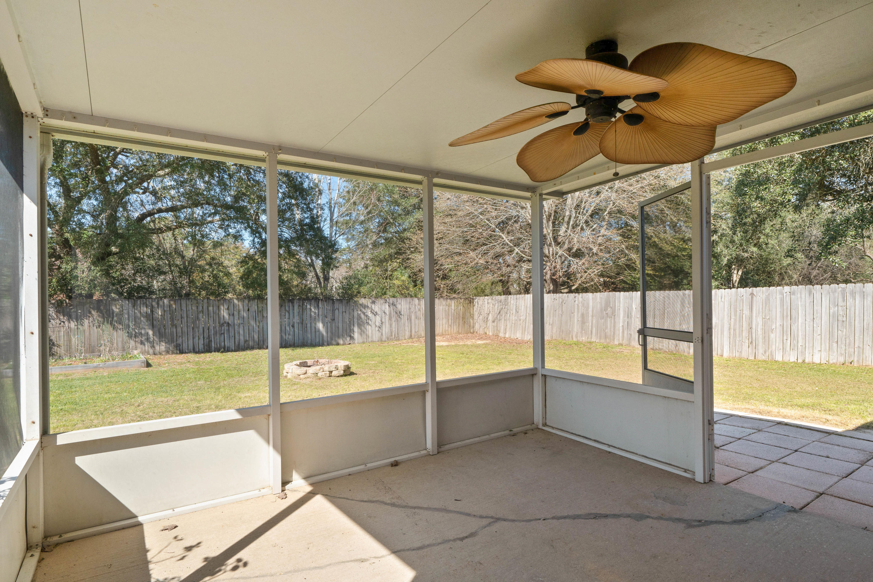 RIVERSIDE LANDING - Residential