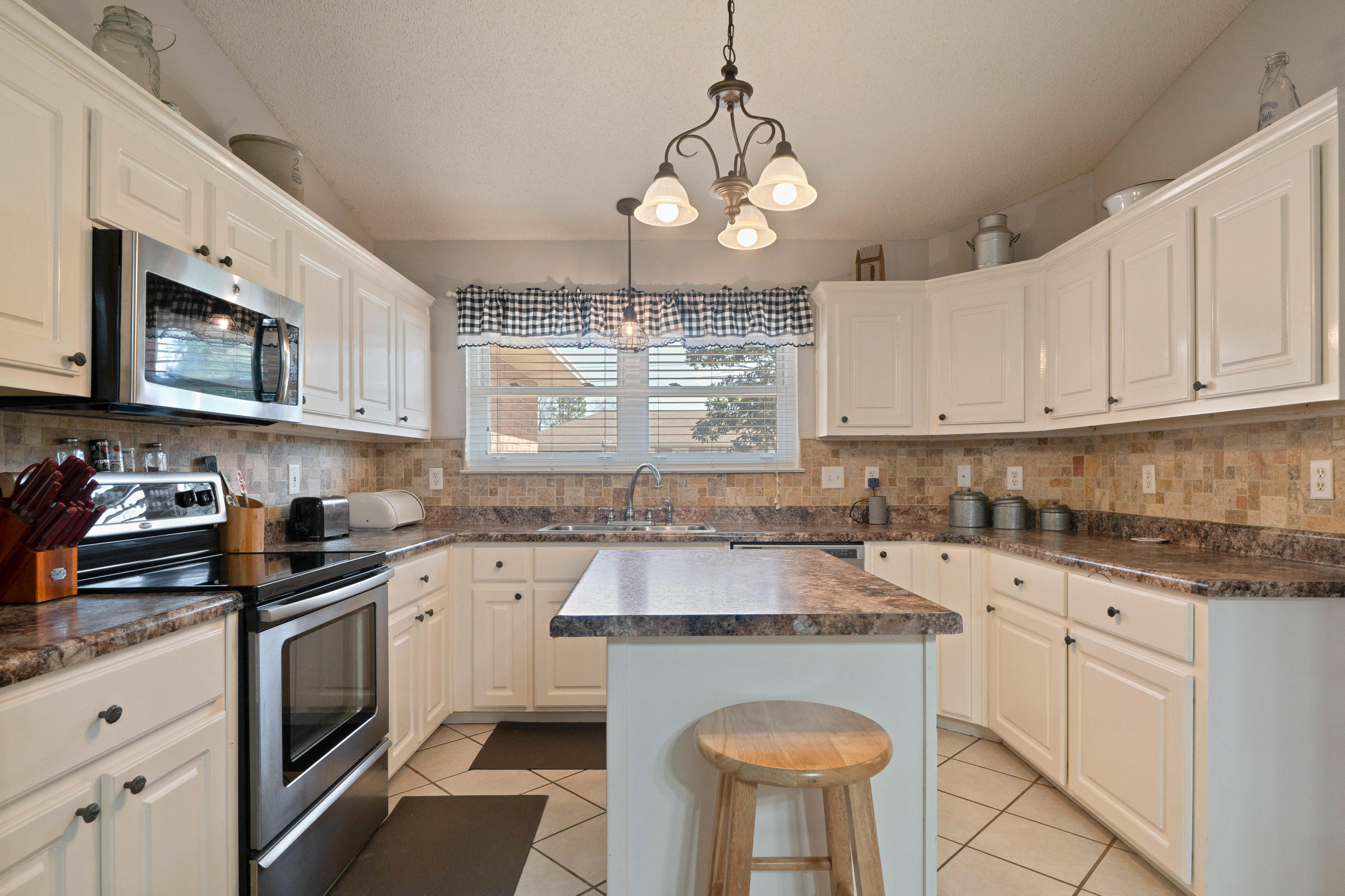 RIVERSIDE LANDING - Residential