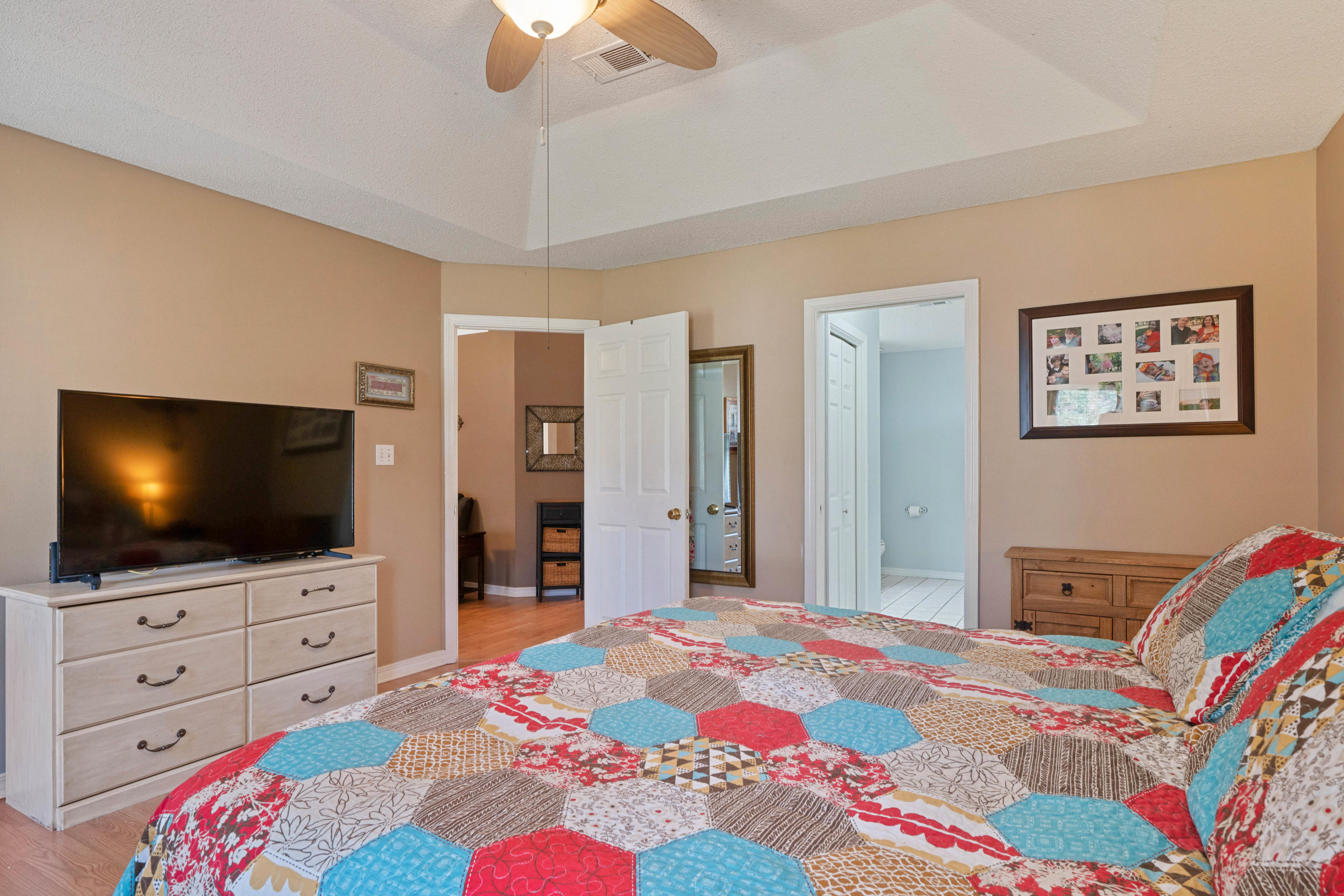 RIVERSIDE LANDING - Residential