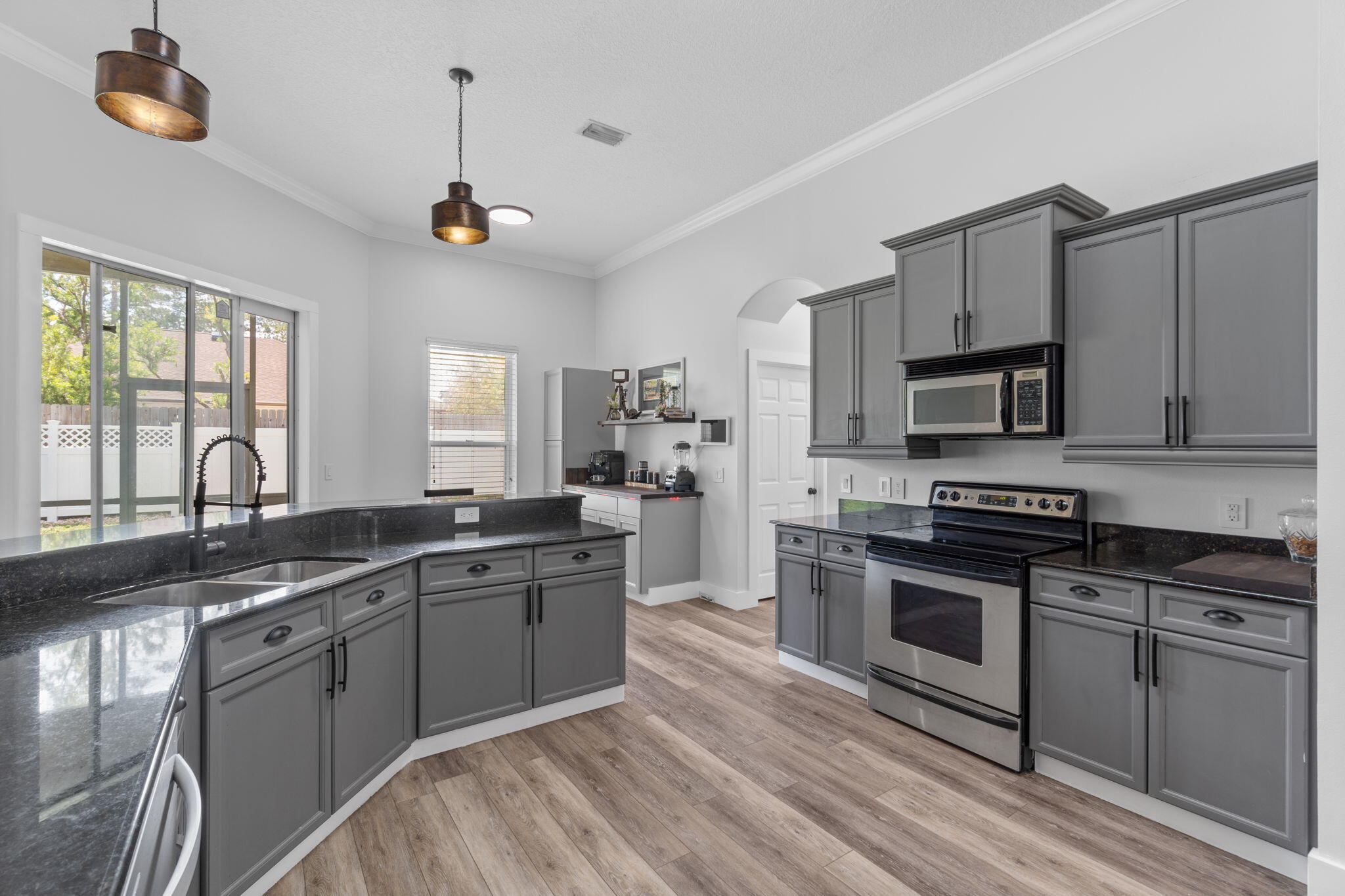 BAYSHORE PLACE PH II - Residential
