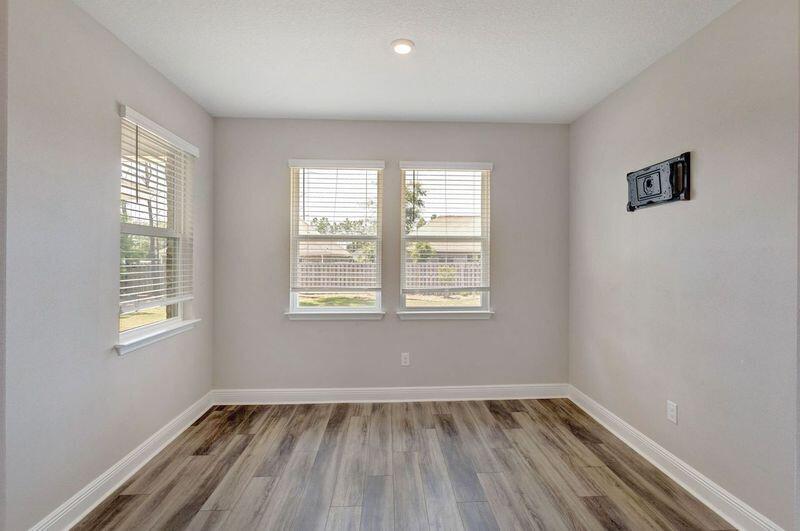 HAMMOCK BAY - Residential