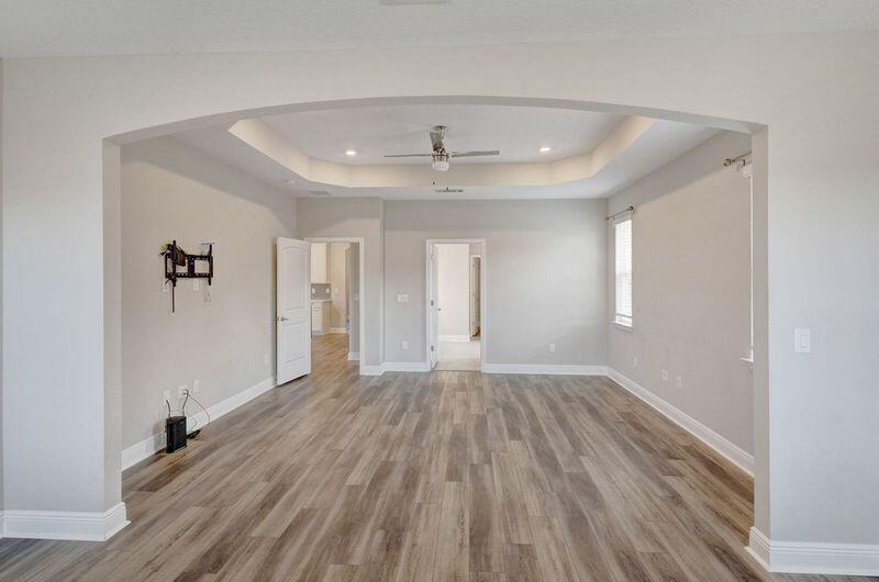 HAMMOCK BAY - Residential