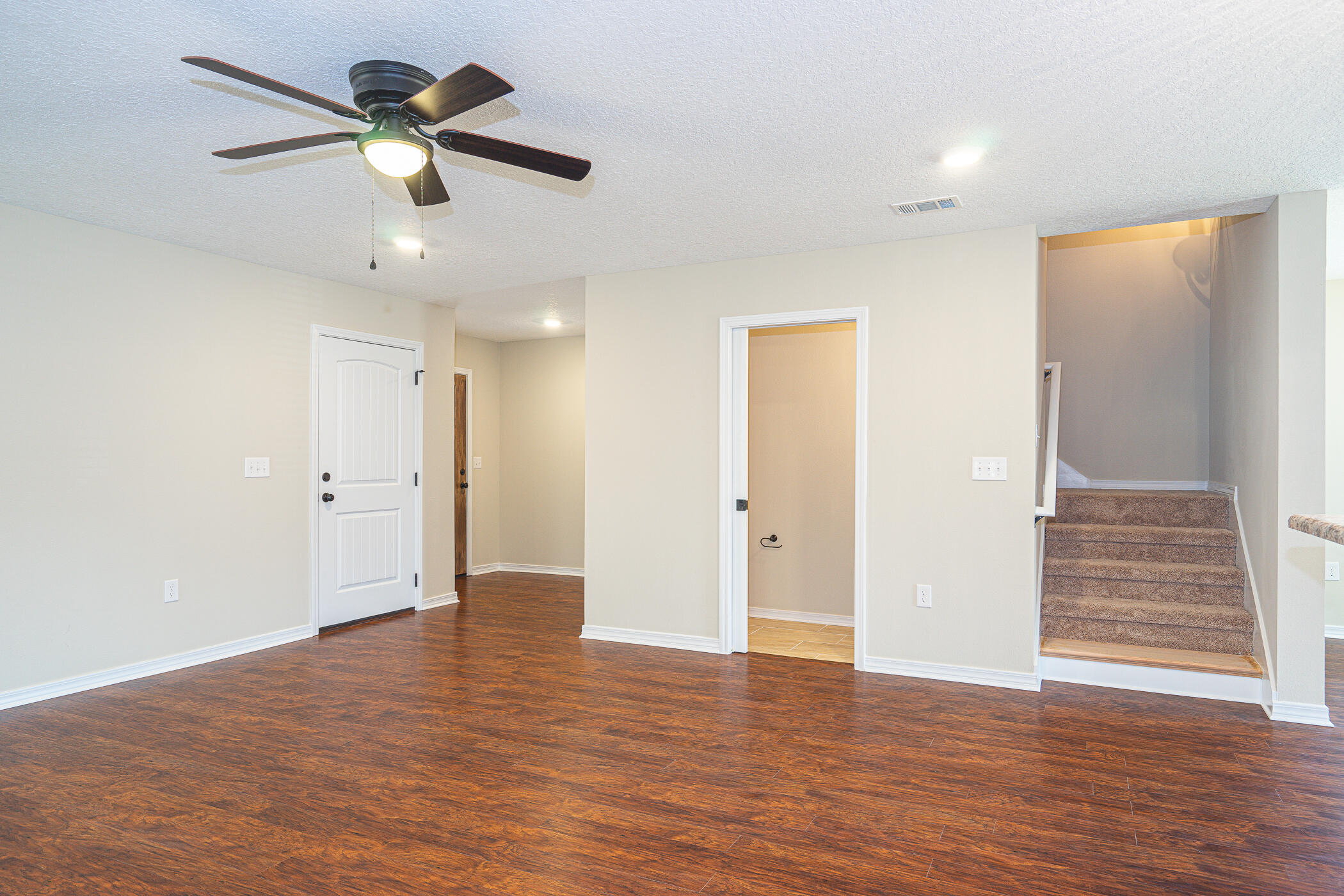 STILLWELL ESTATES - Residential